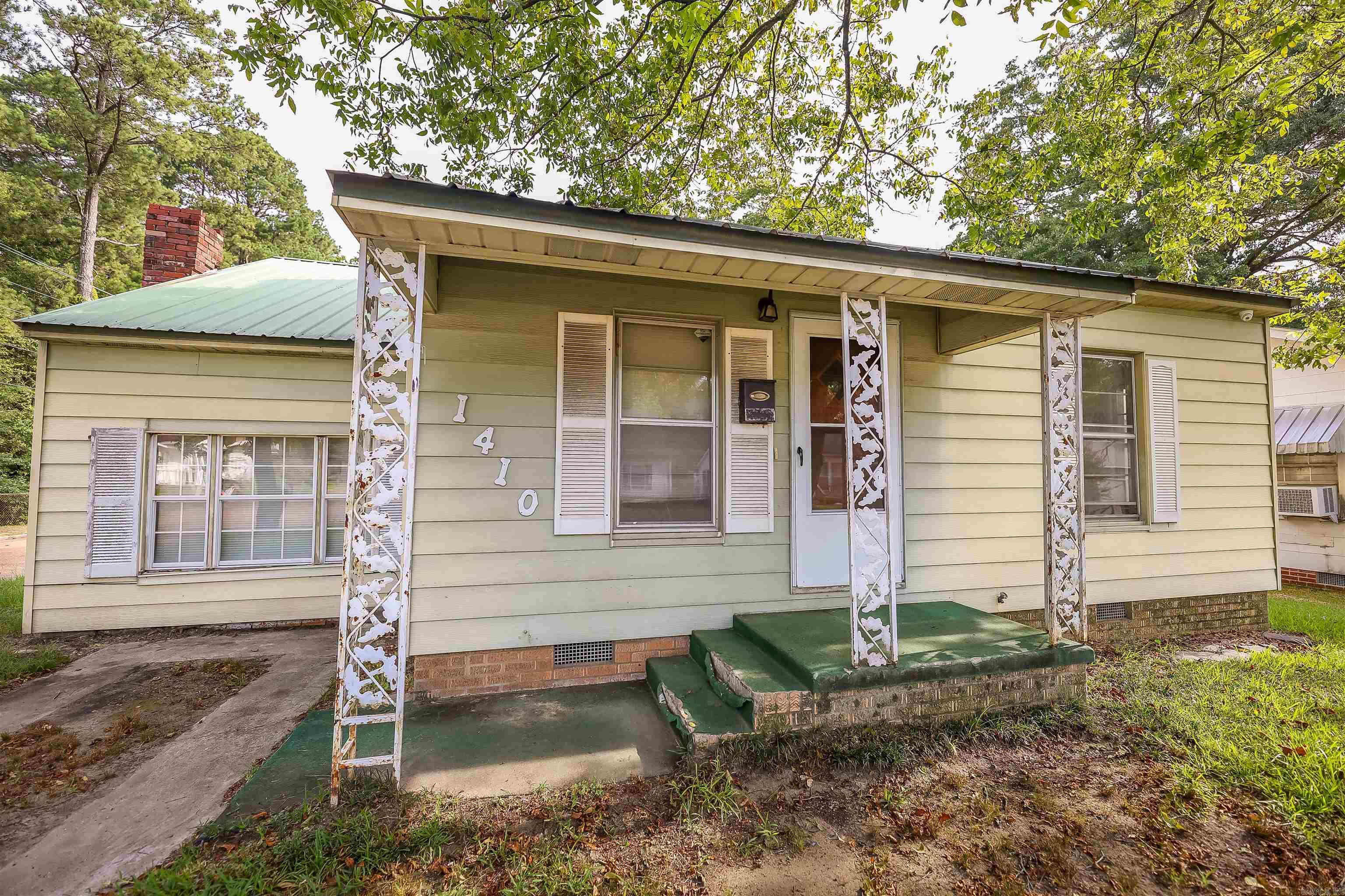 Thompson Heights - Residential