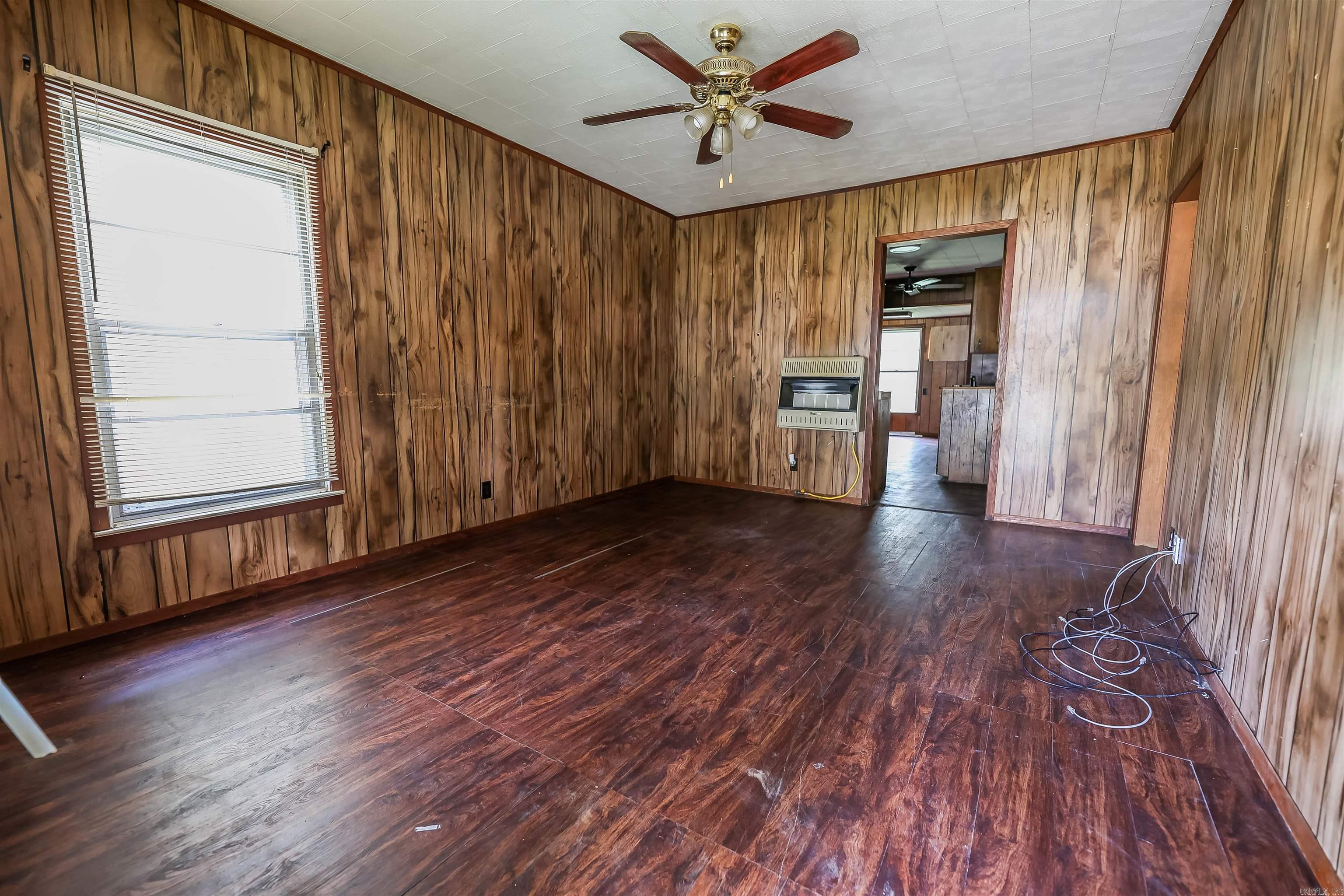 Thompson Heights - Residential