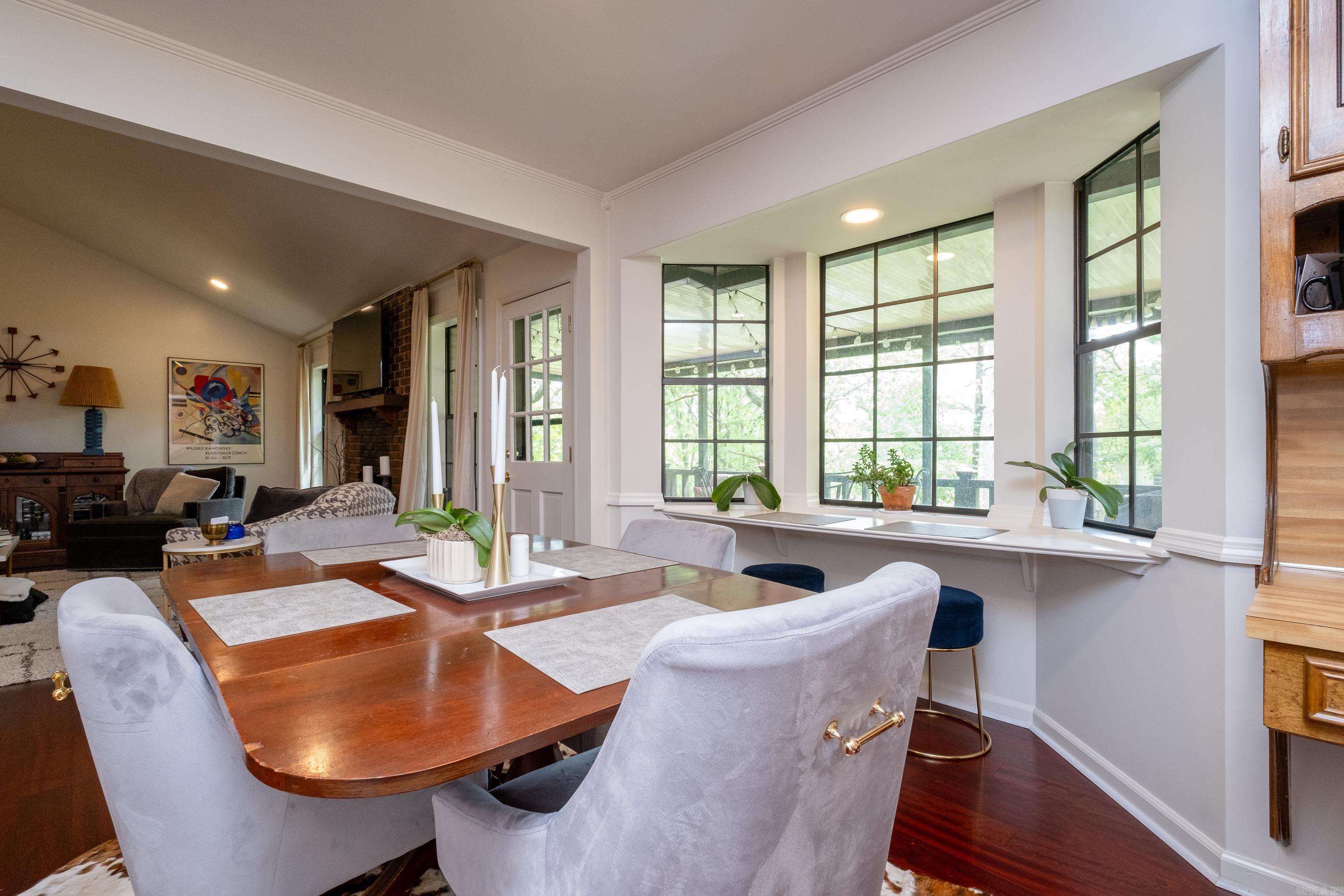 MARLOWE MANOR - Residential