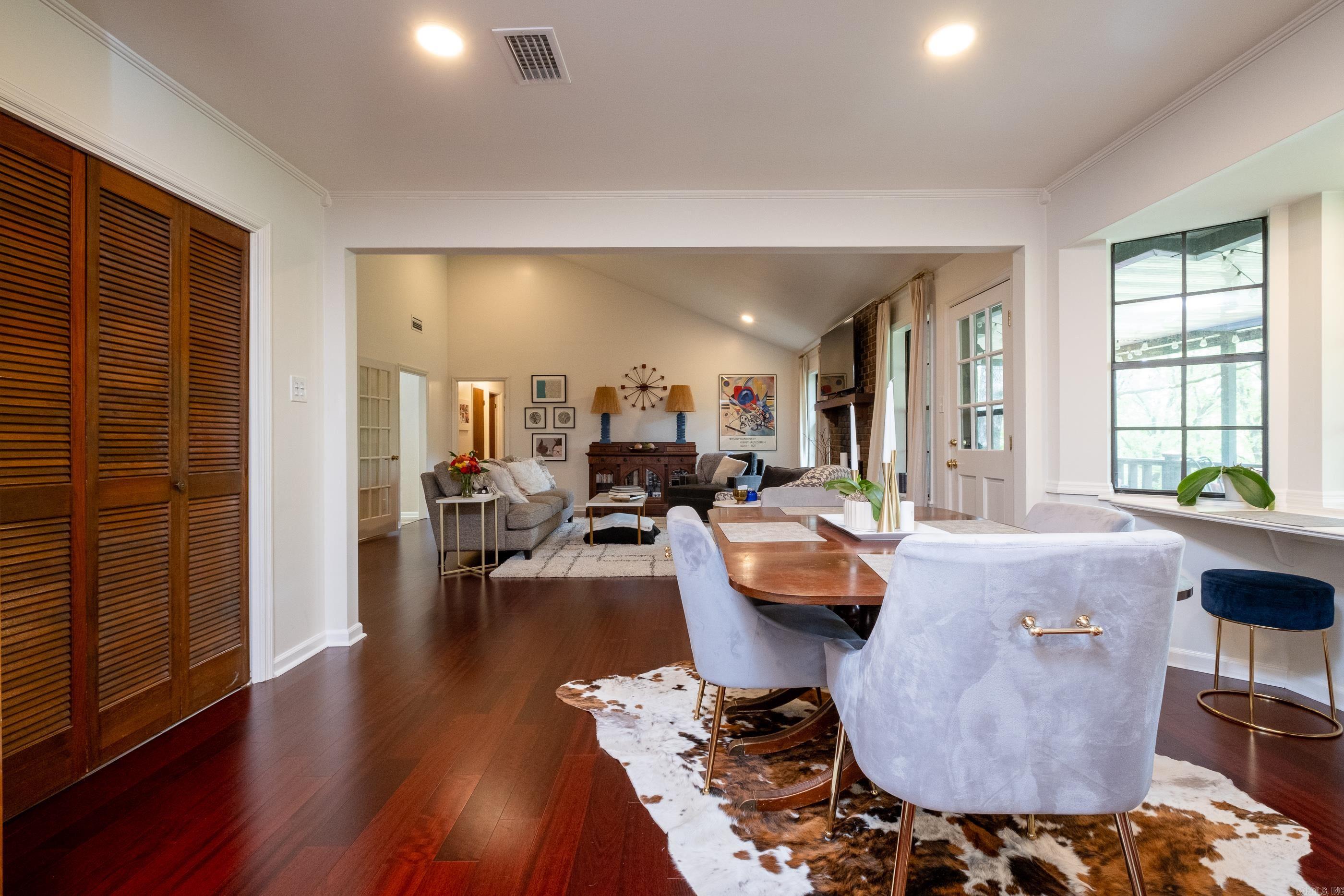 MARLOWE MANOR - Residential