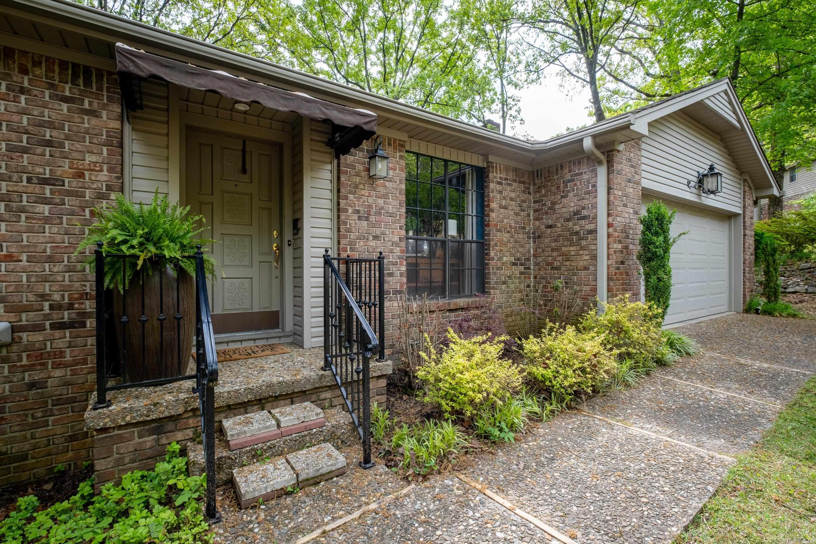 MARLOWE MANOR - Residential