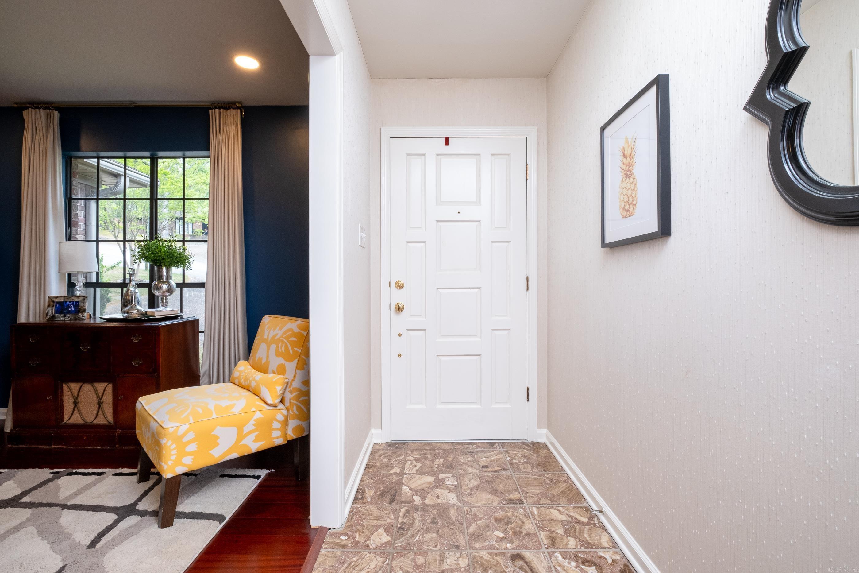 MARLOWE MANOR - Residential