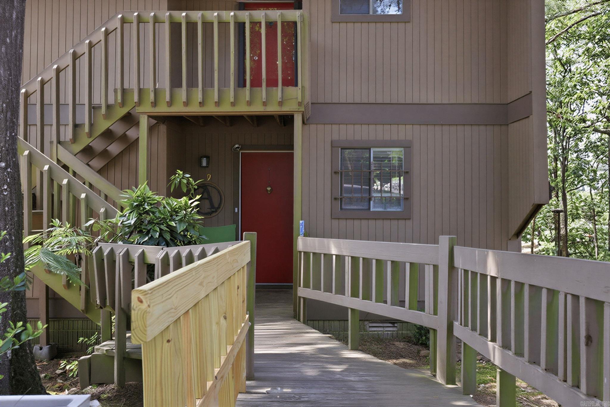 FOREST HILL COND - Residential
