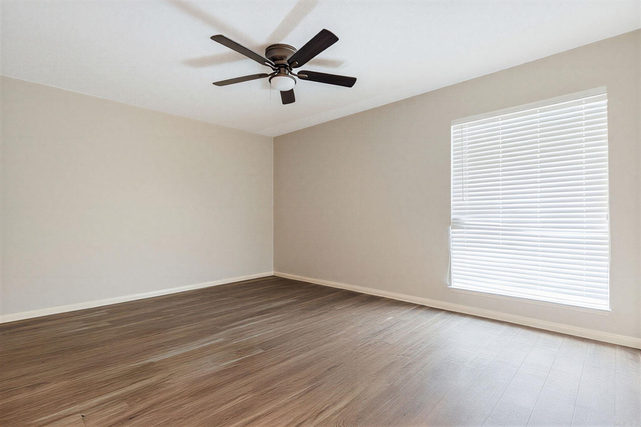 FOREST HILL COND - Residential