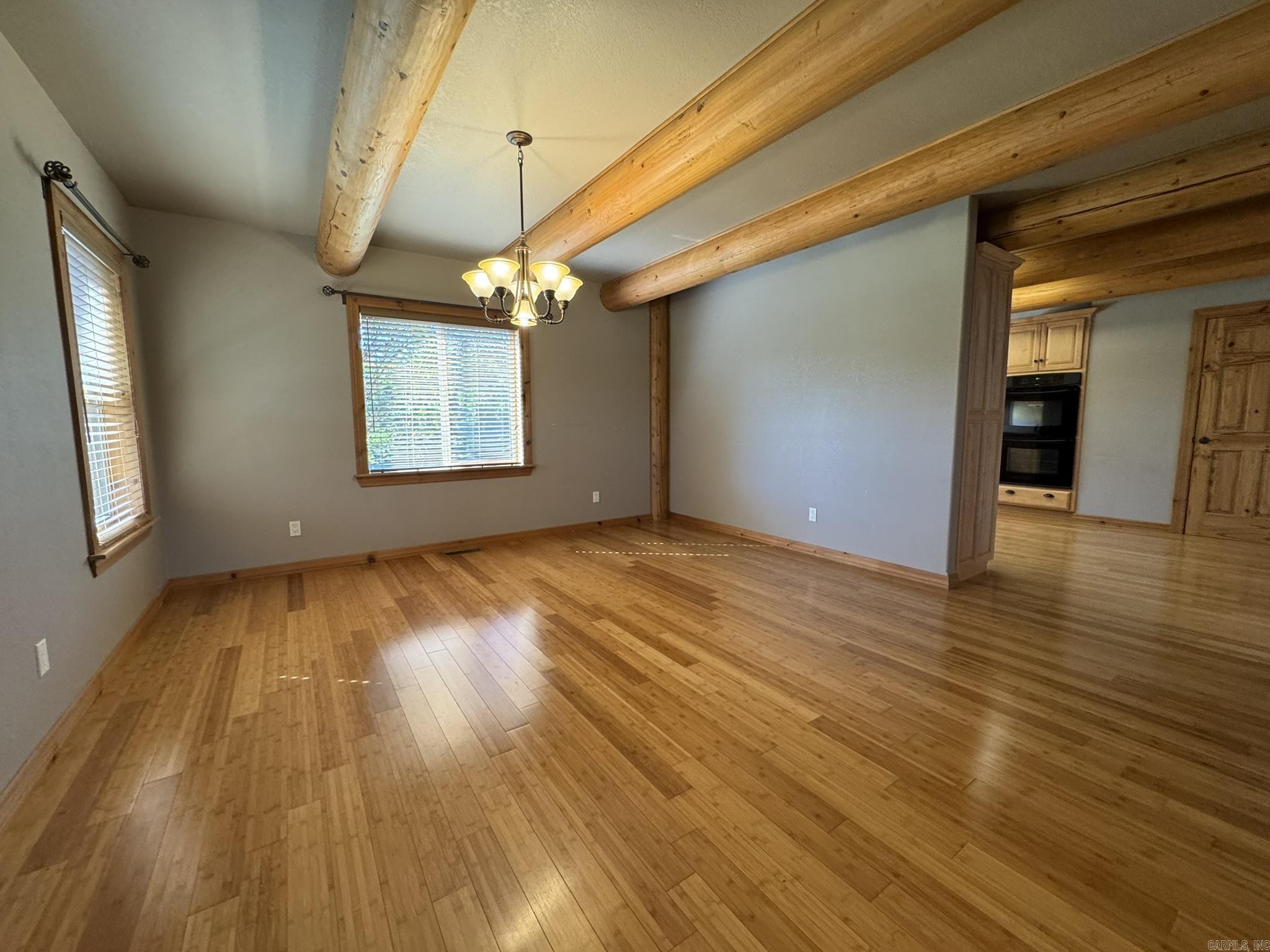 RIVER SIDE MEADOWS - Residential