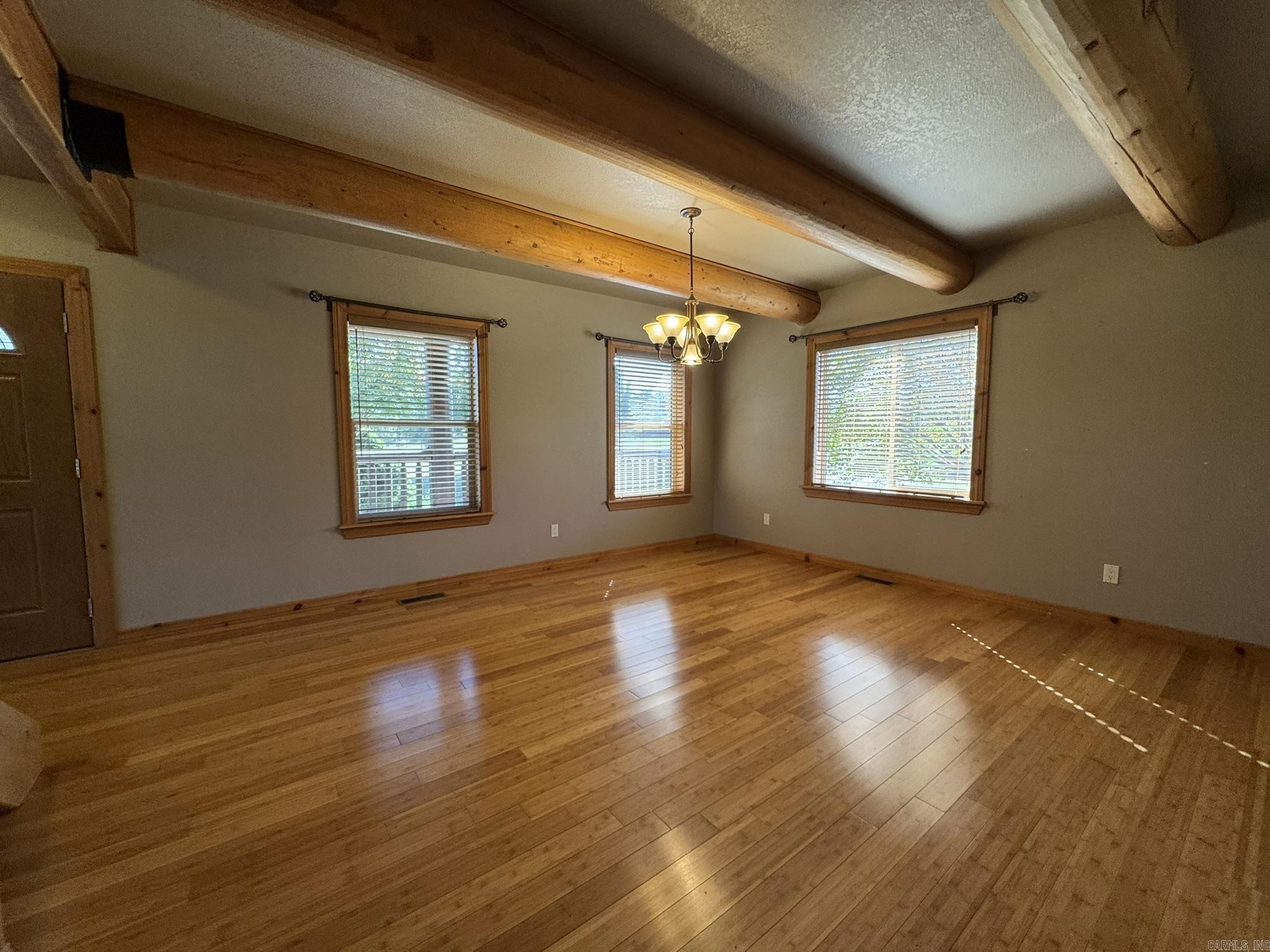 RIVER SIDE MEADOWS - Residential