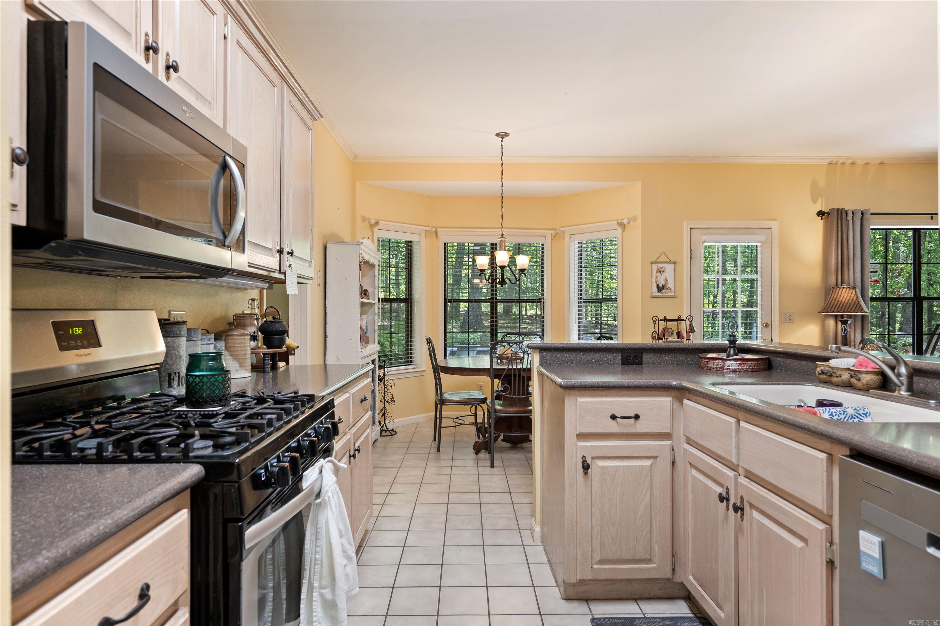 PINECREST MANOR ESTATES - Residential