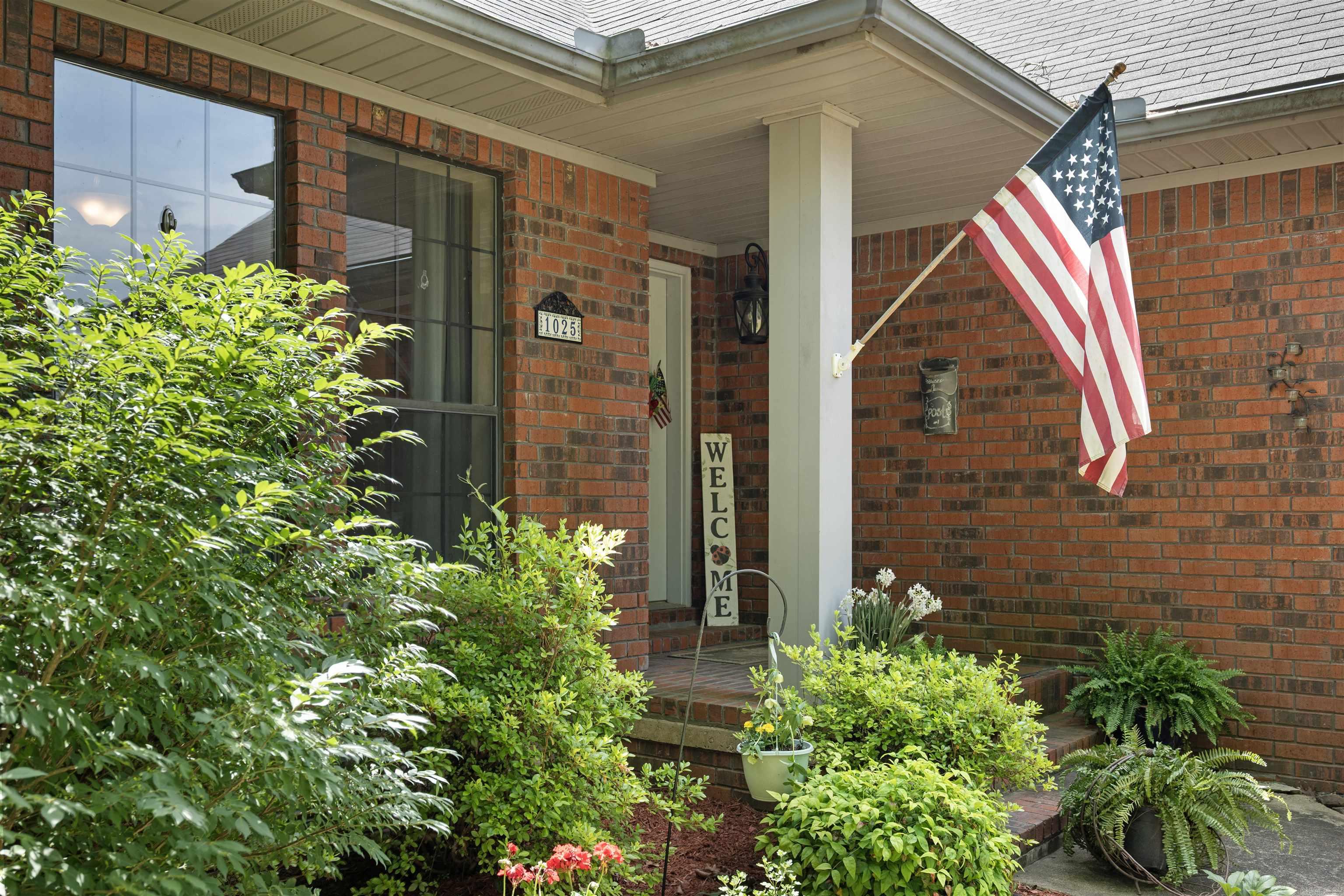 PINECREST MANOR ESTATES - Residential