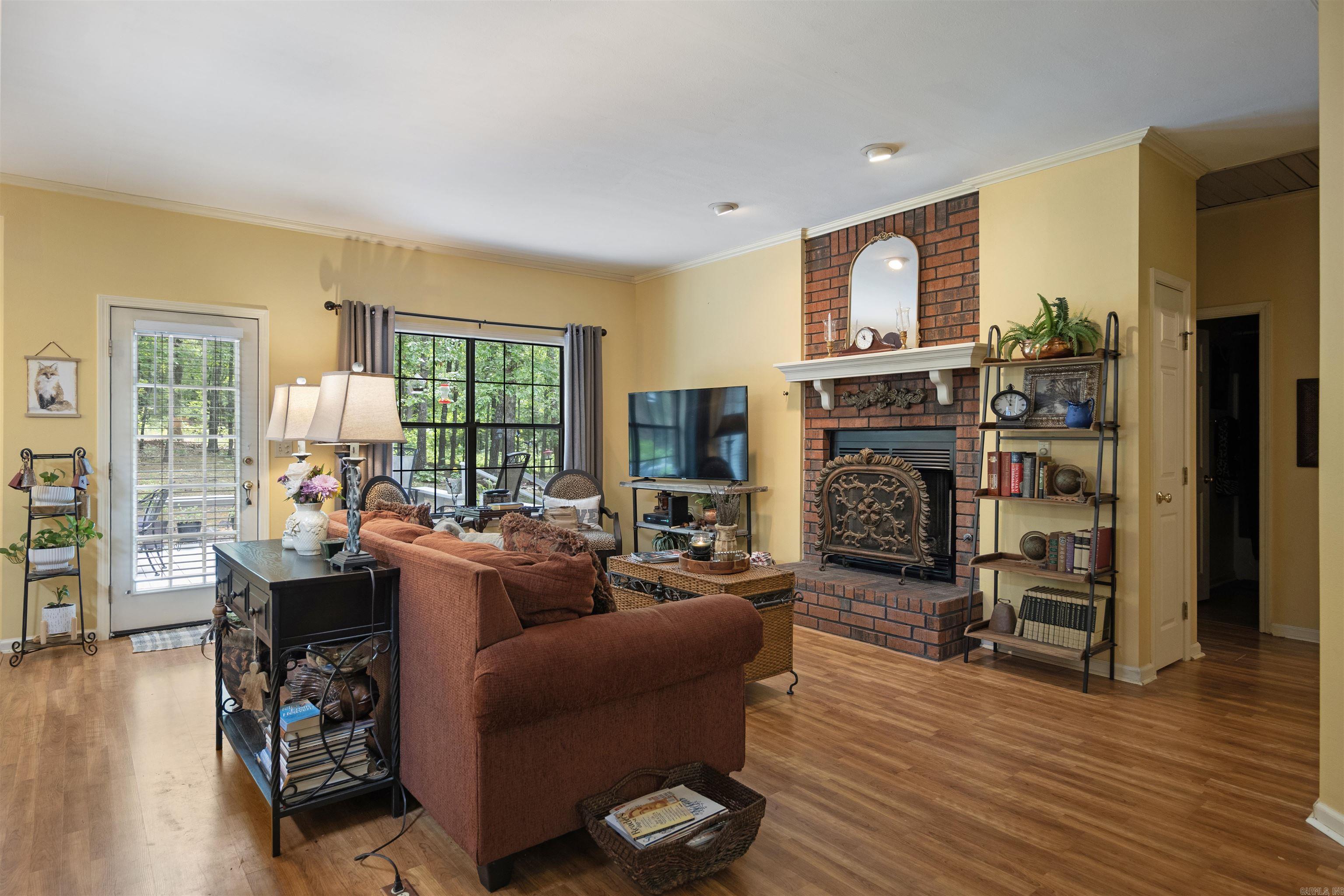 PINECREST MANOR ESTATES - Residential