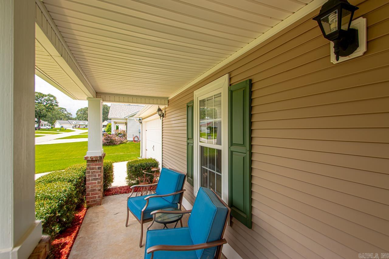 PLANTATION ACRES - Residential