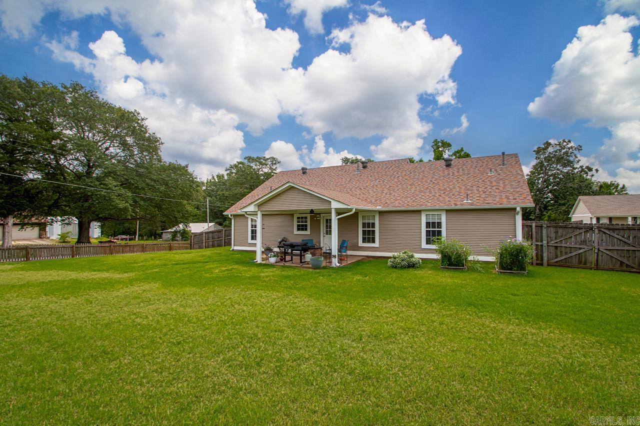 PLANTATION ACRES - Residential