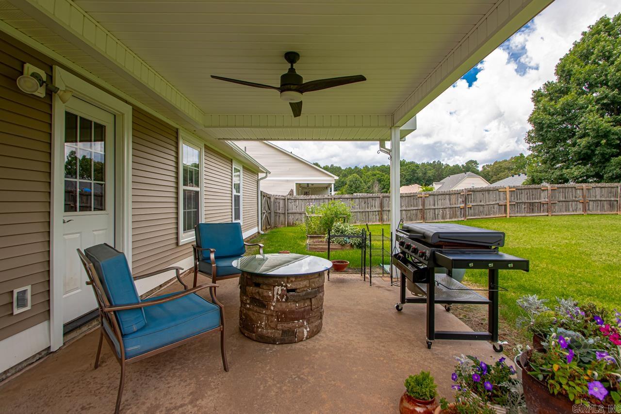 PLANTATION ACRES - Residential