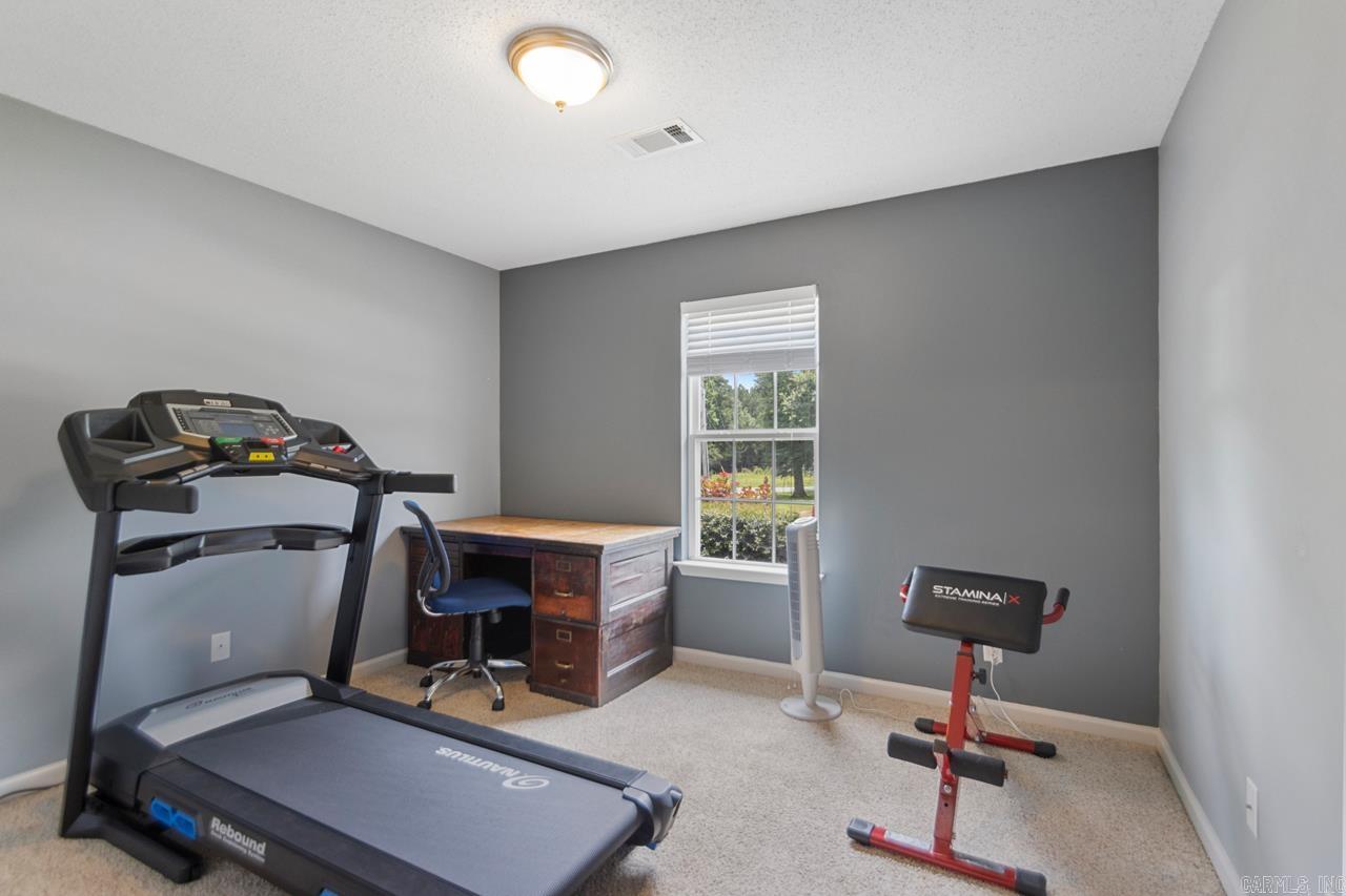 PLANTATION ACRES - Residential