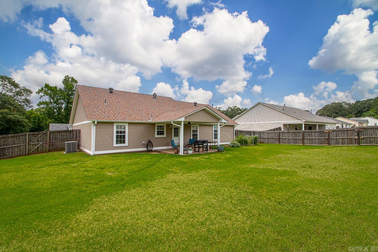 PLANTATION ACRES - Residential