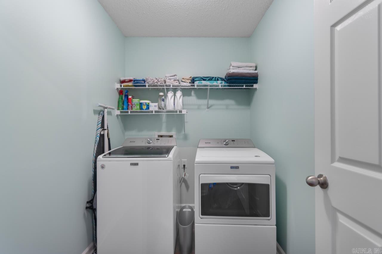 PLANTATION ACRES - Residential