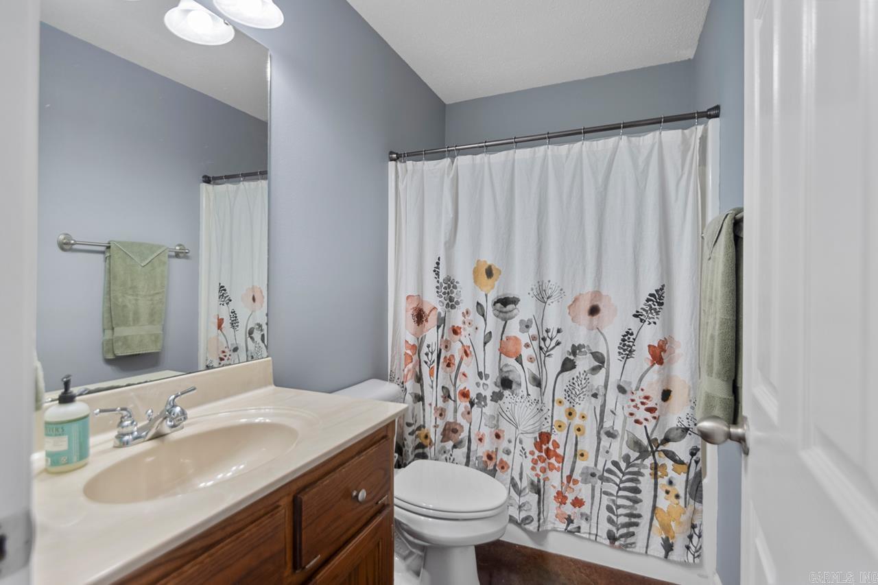 PLANTATION ACRES - Residential