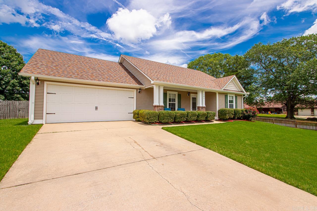 PLANTATION ACRES - Residential