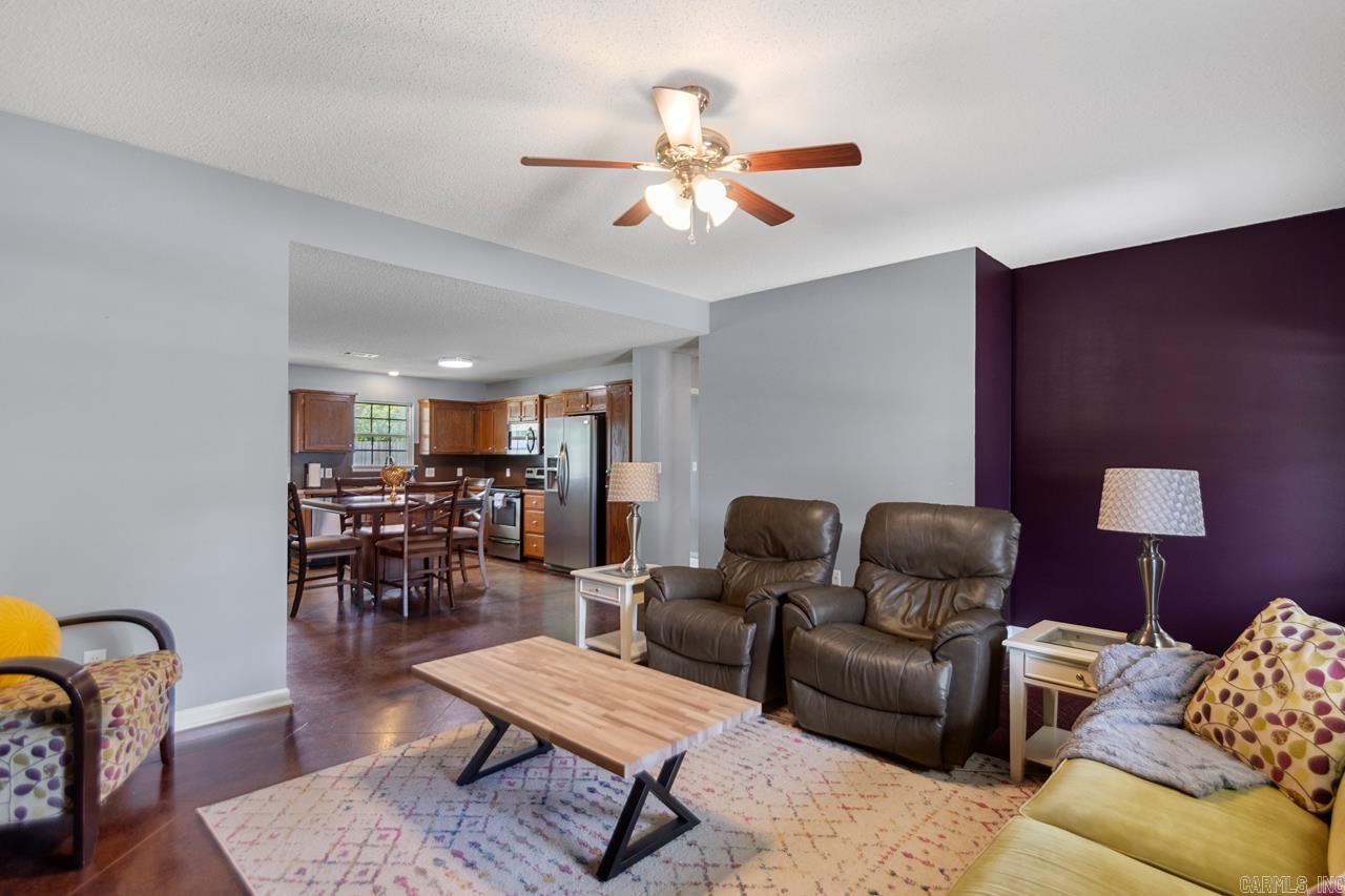 PLANTATION ACRES - Residential