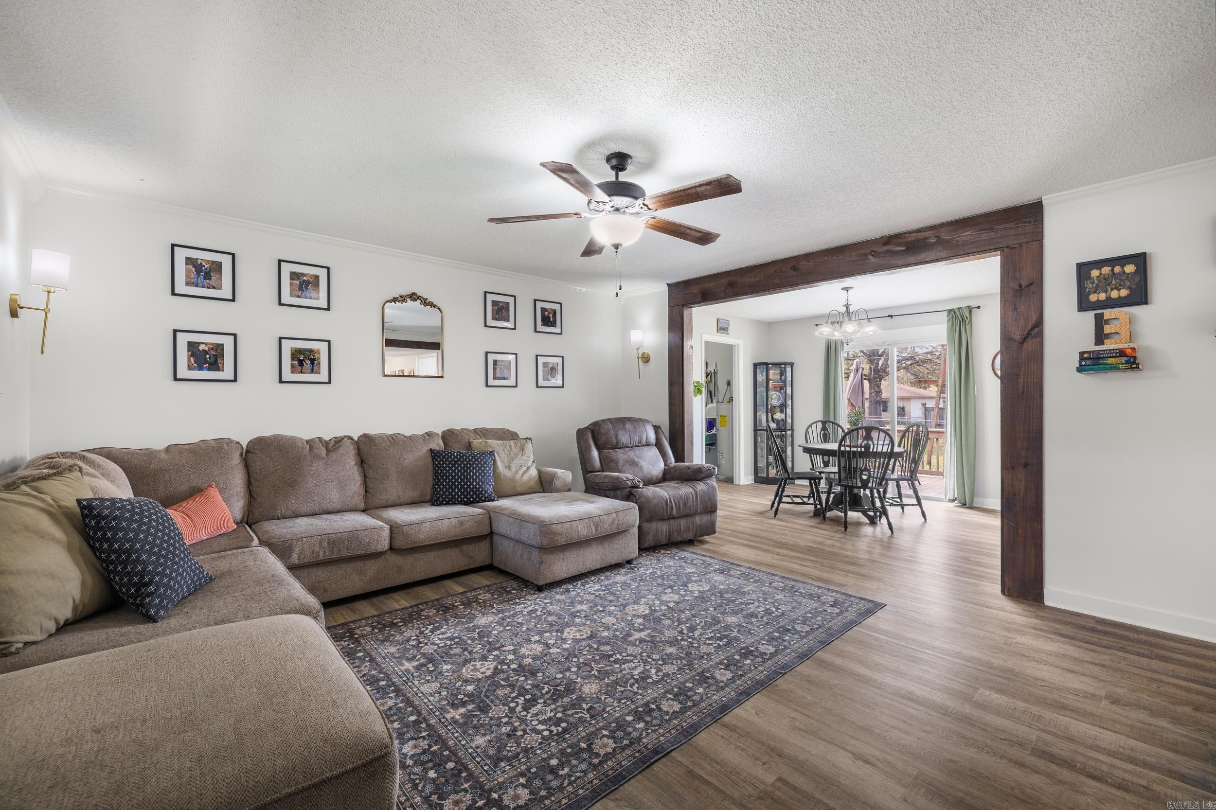 OAK MEADOWS - Residential