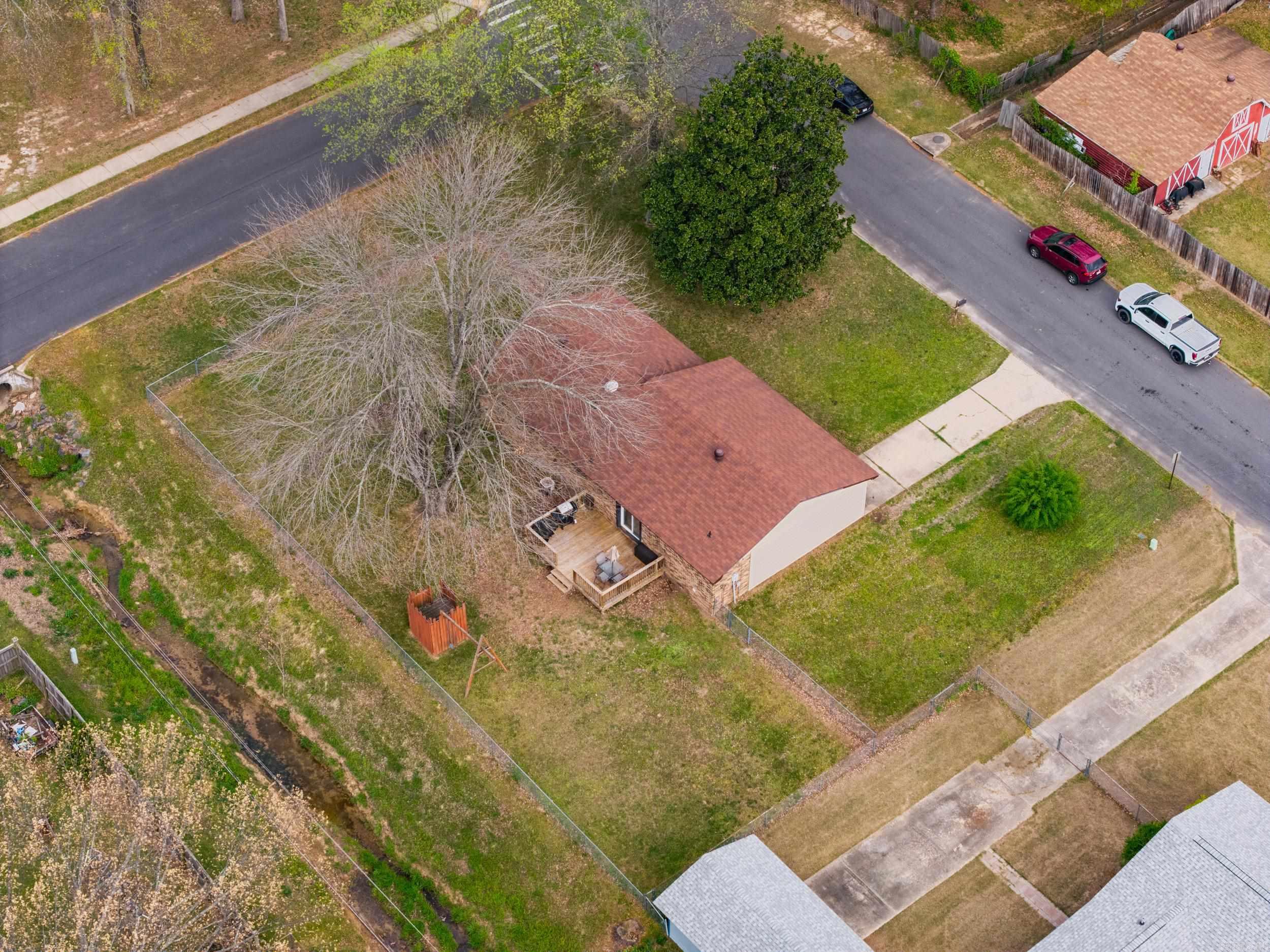 OAK MEADOWS - Residential