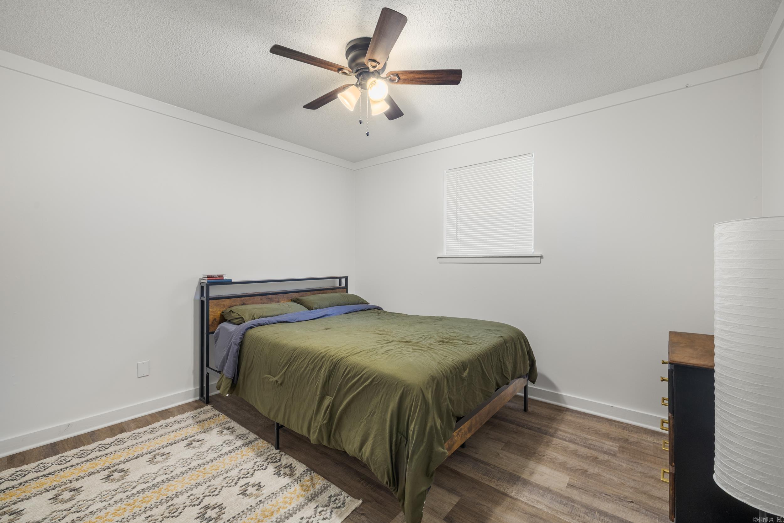 OAK MEADOWS - Residential