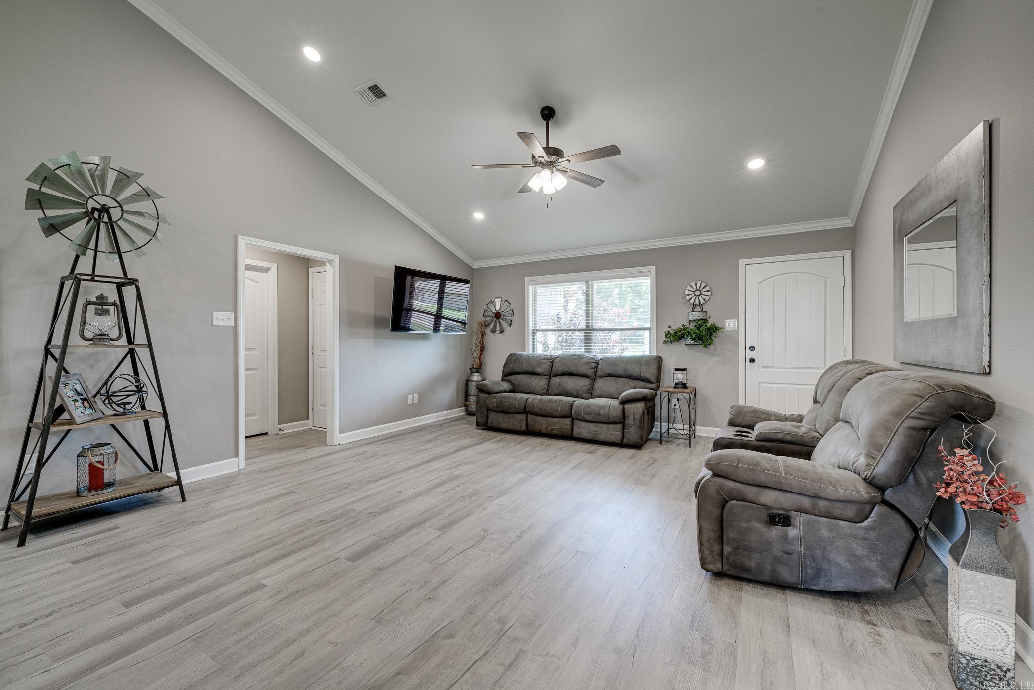 Lilly Ann - Residential