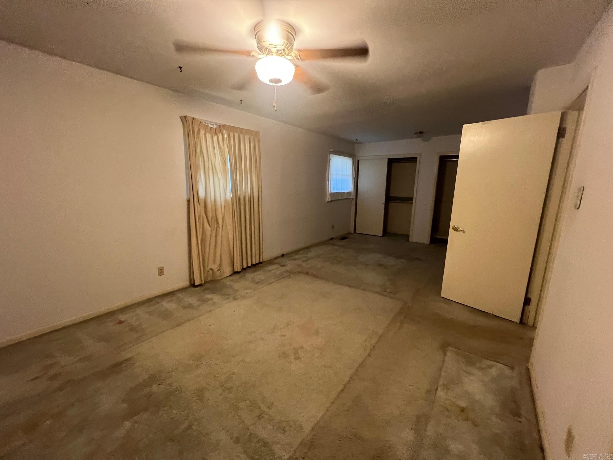 INDIAN HILLS - Residential