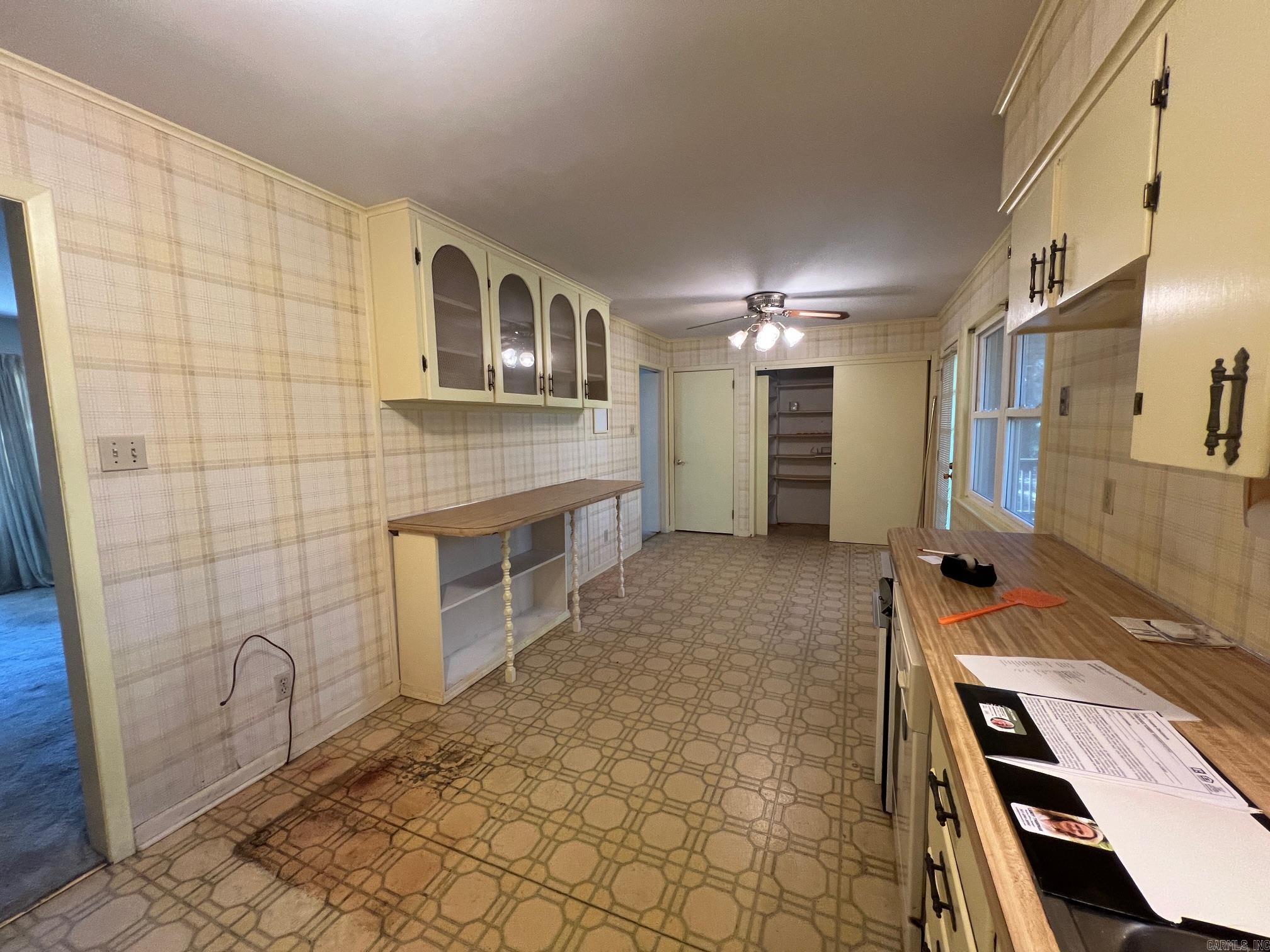 INDIAN HILLS - Residential