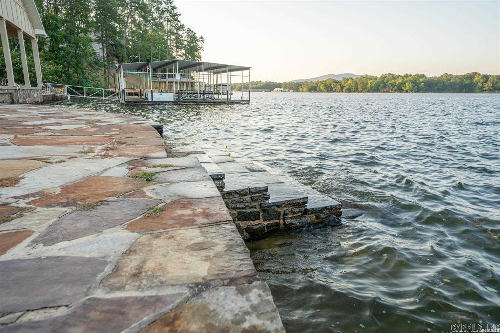 LAKEVIEW - Residential