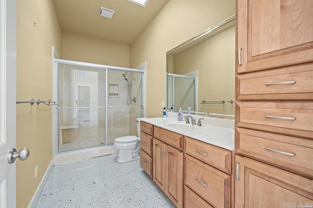 LAKEVIEW - Residential