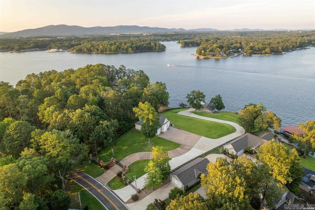 LAKEVIEW - Residential