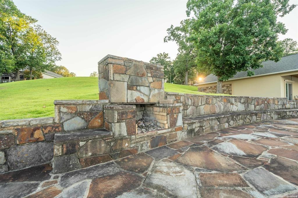 LAKEVIEW - Residential
