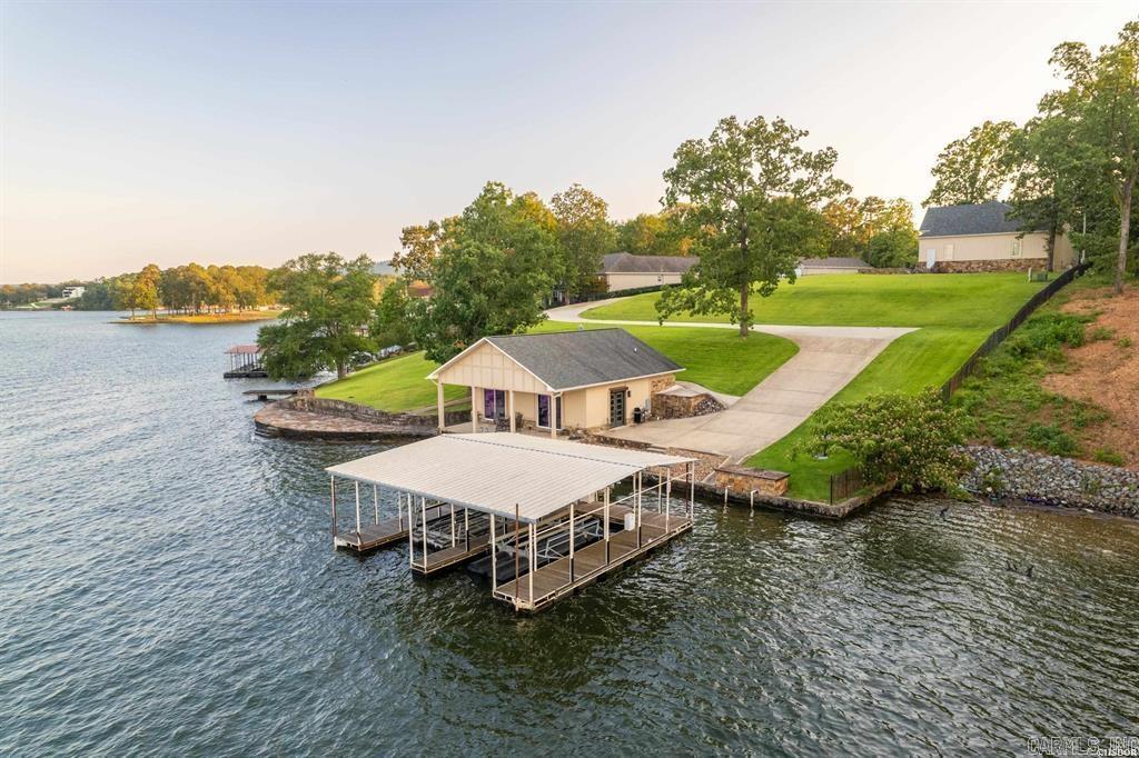LAKEVIEW - Residential