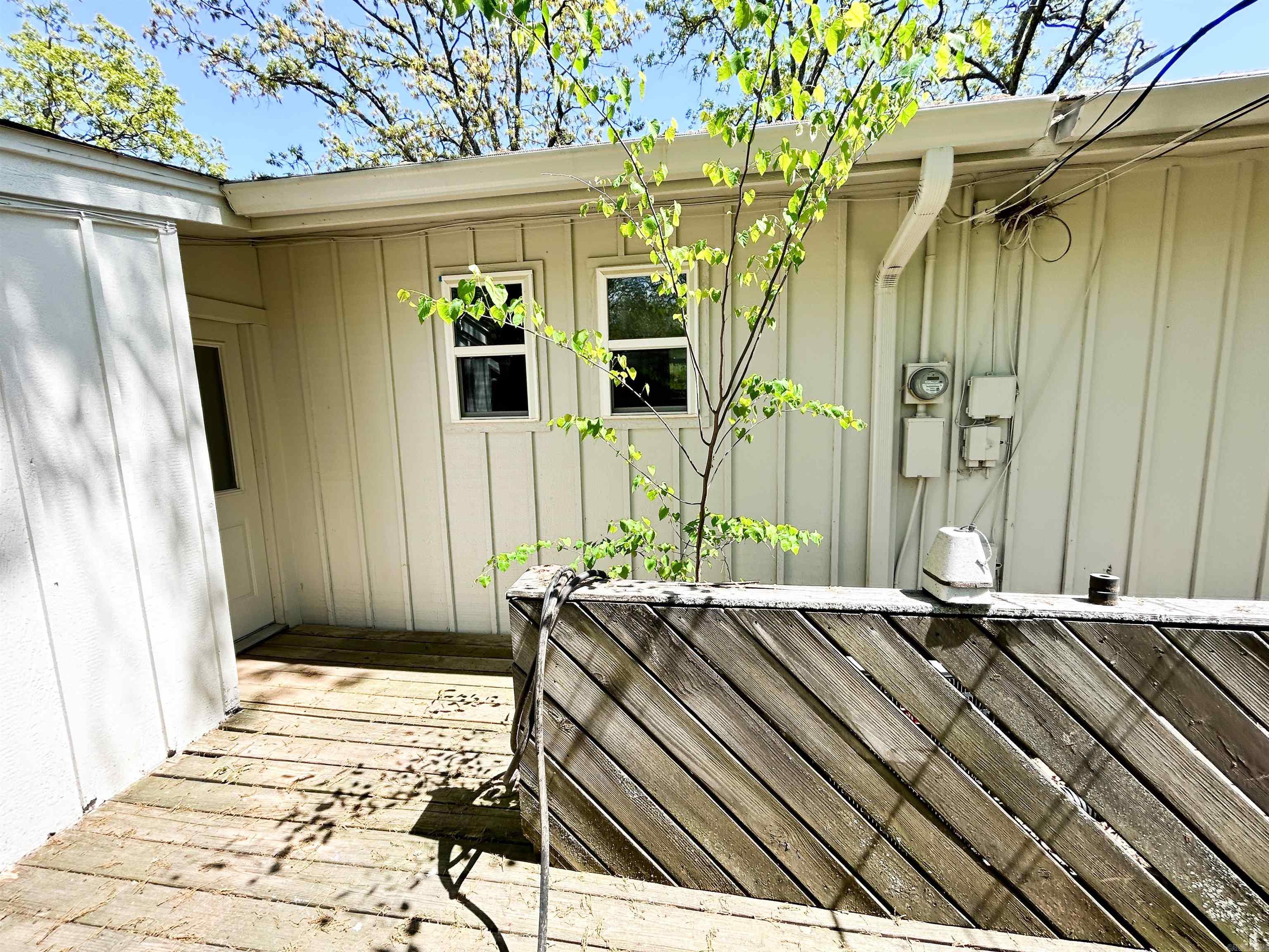 INDIAN HILLS - Residential