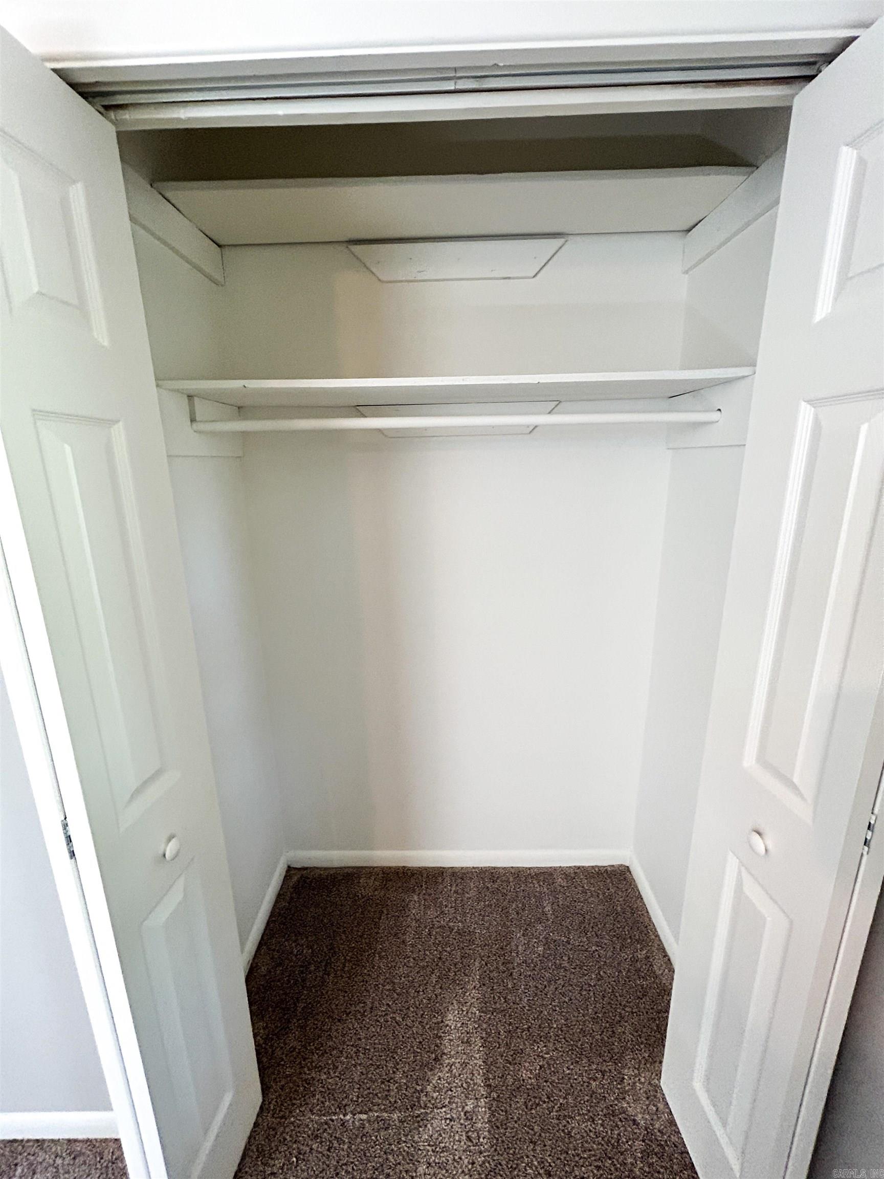 INDIAN HILLS - Residential