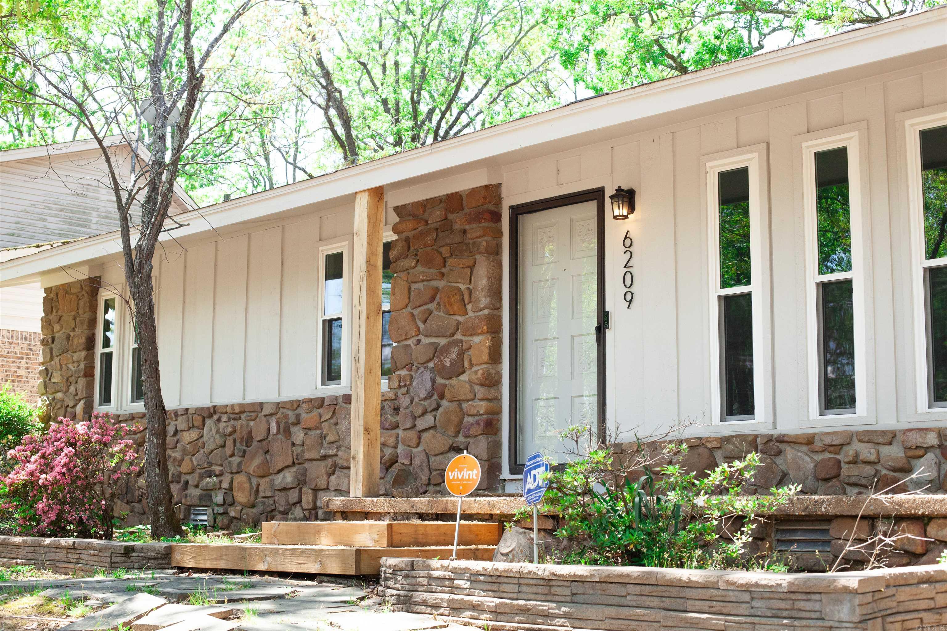 INDIAN HILLS - Residential