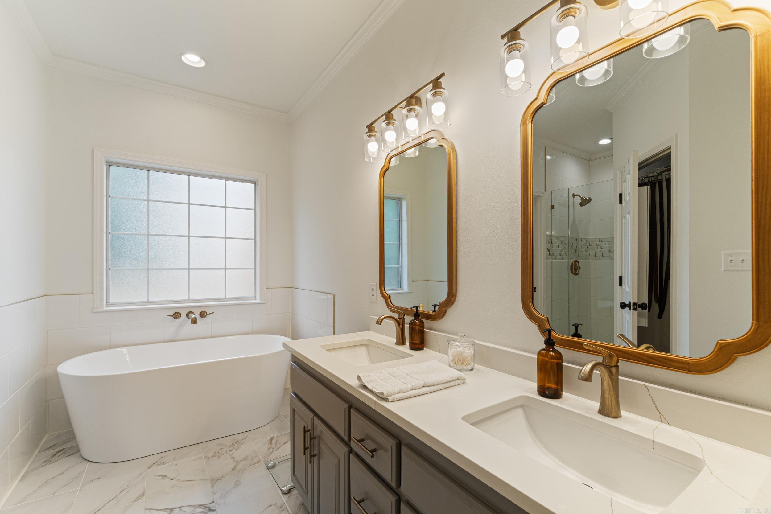 BELVEDERE COURT - Residential