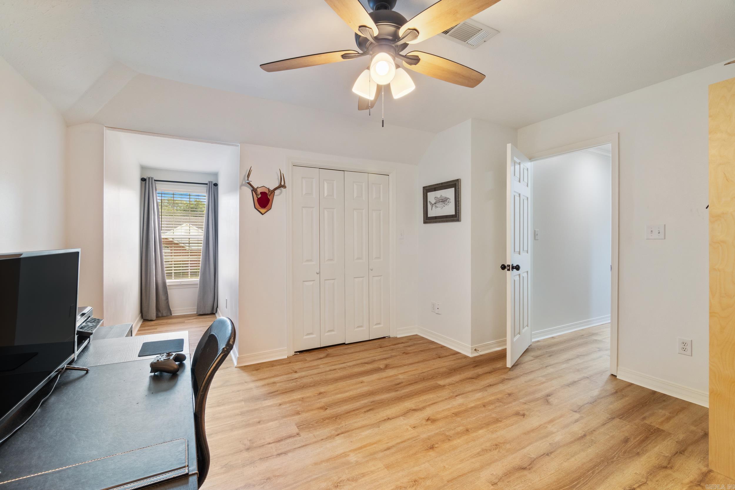 BELVEDERE COURT - Residential