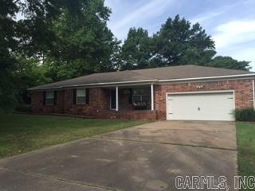 Enjoy a little piece of heaven in this beautiful recently updated home in West Russellville. This established neighborhood won't disappoint with attractive landscaping and mature trees to provide shade while playing in the fenced in backyard. Plenty of room for your family to grow with 2460 sq ft, 3 bedrooms, and 2 1/2 bathrooms.