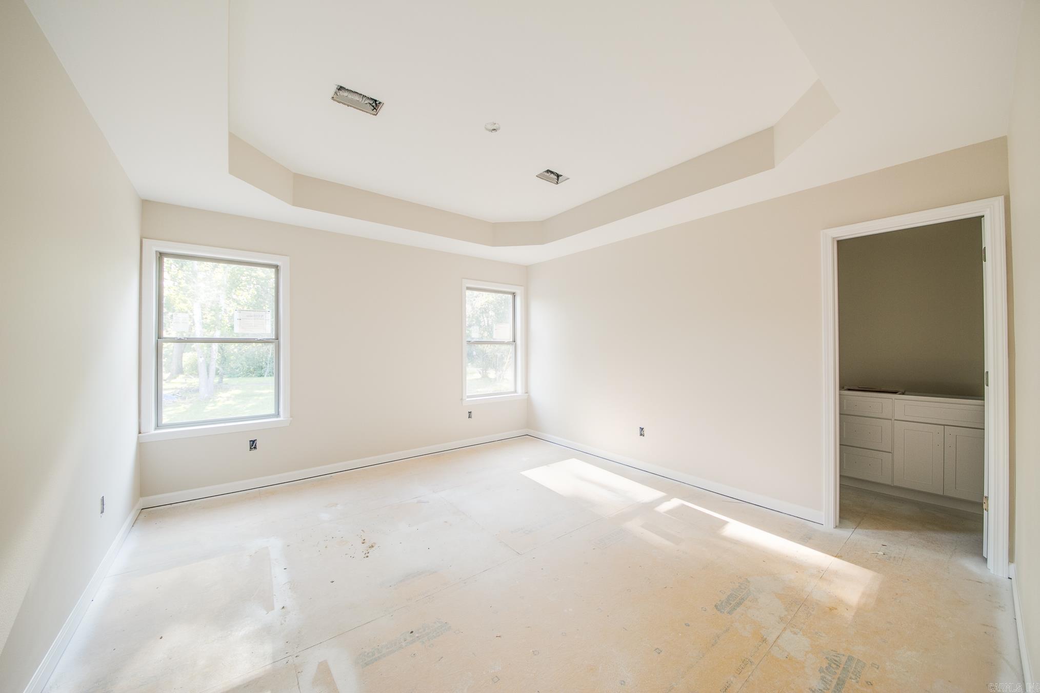 PAW'S PLACE - Residential