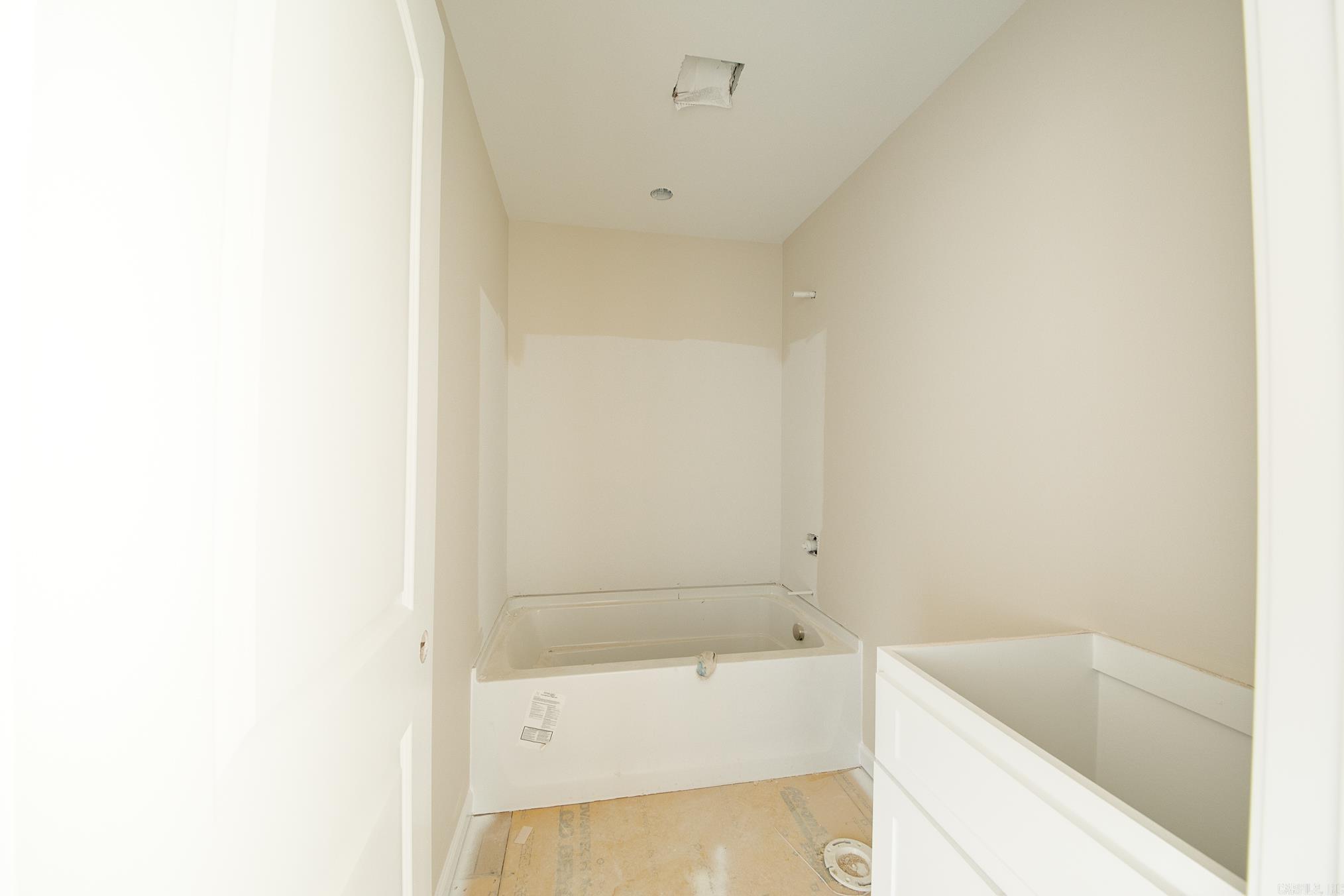 PAW'S PLACE - Residential