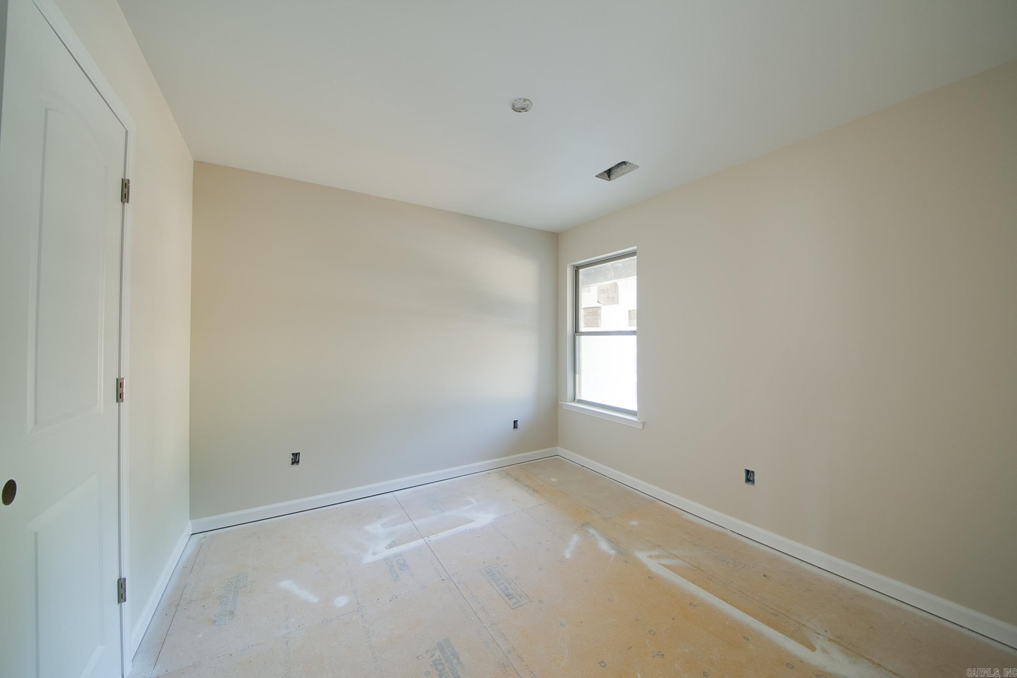 PAW'S PLACE - Residential