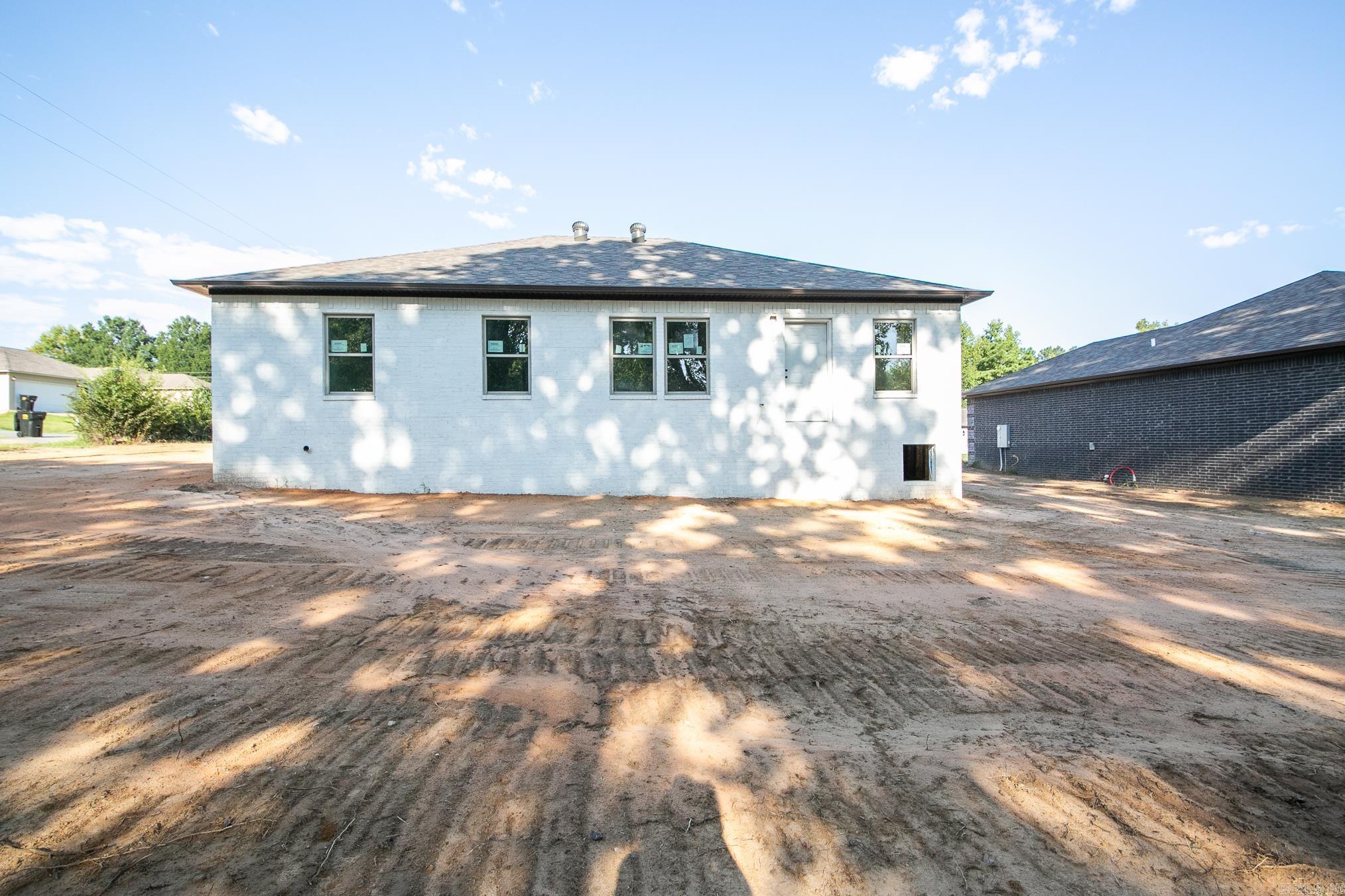 PAW'S PLACE - Residential