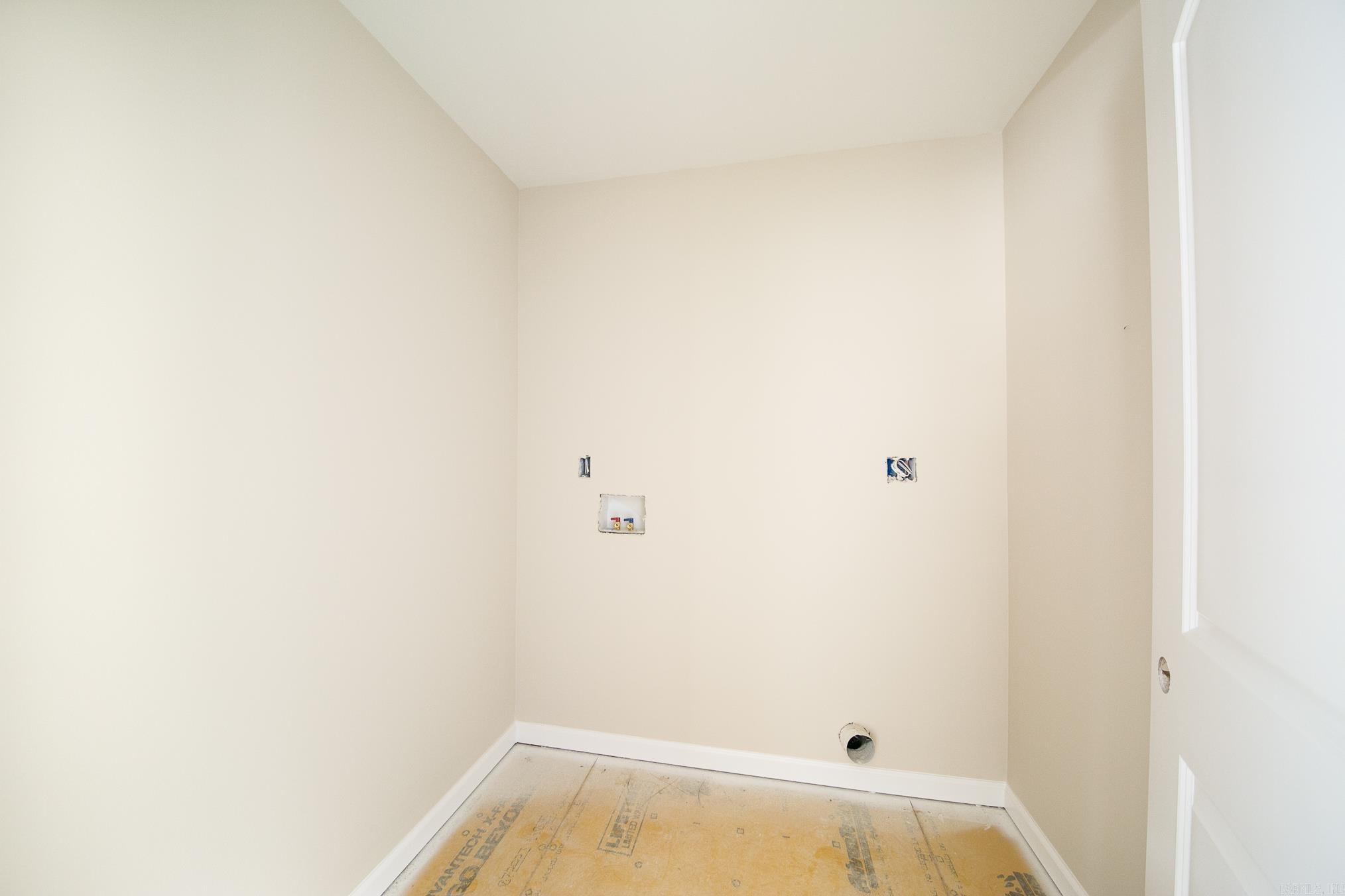 PAW'S PLACE - Residential