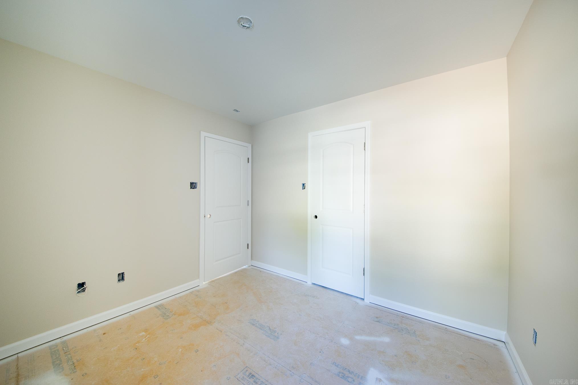 PAW'S PLACE - Residential