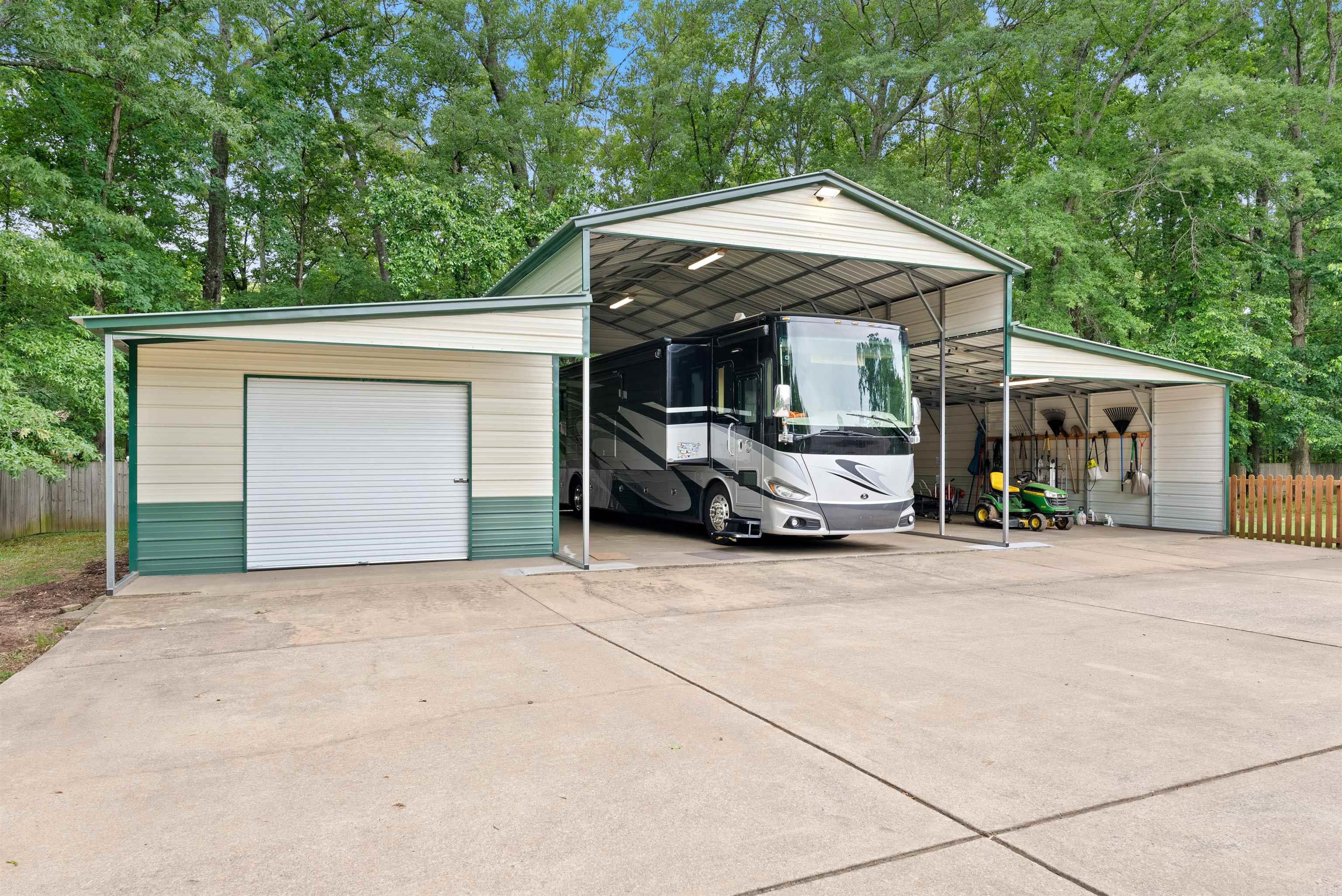 QUAIL CREEK ESTATES - Residential