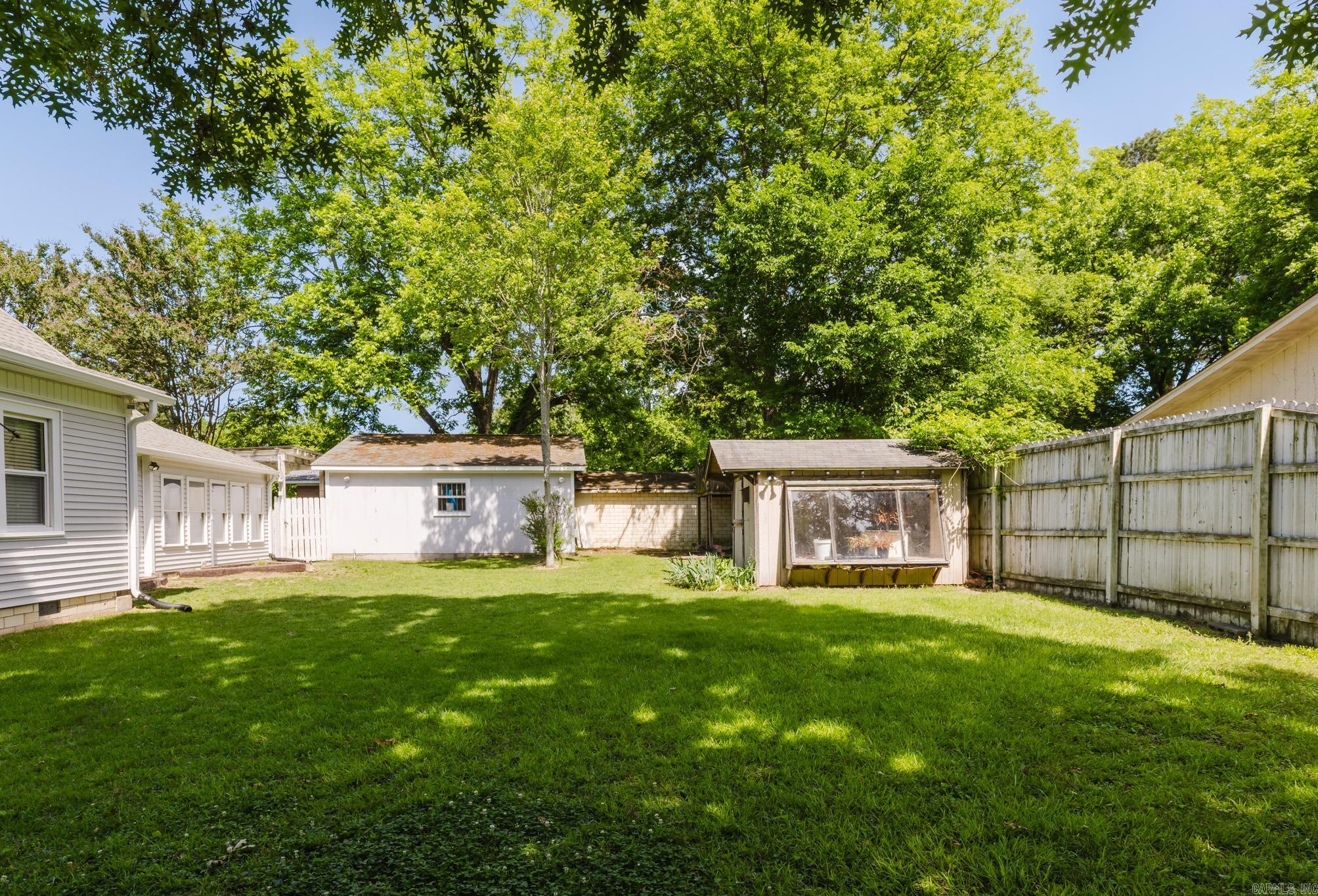 Lund and Hill Origtownmal - Residential