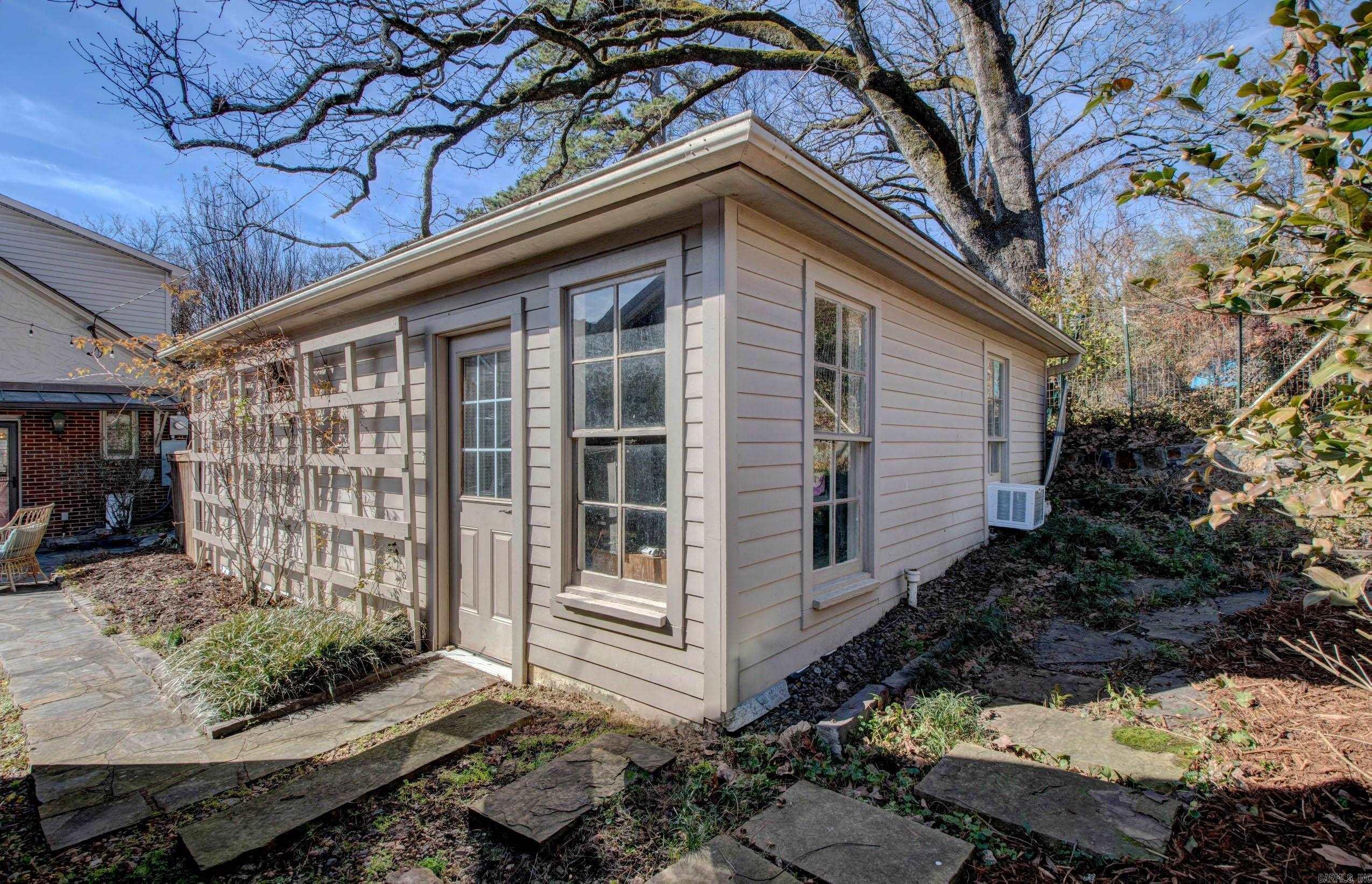 MIDLAND HILLS - Residential