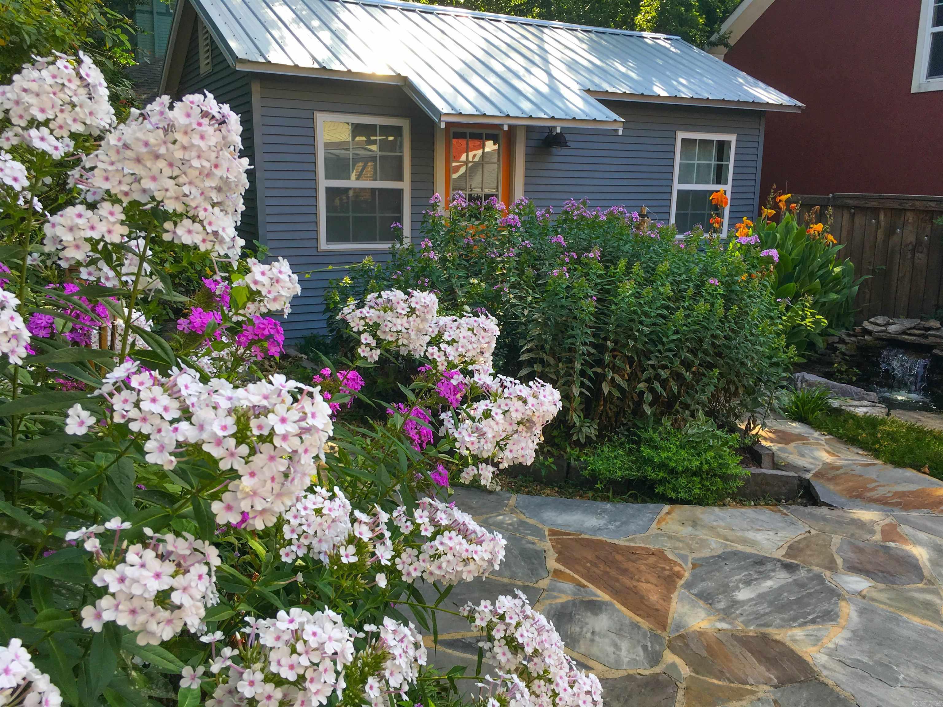 MIDLAND HILLS - Residential