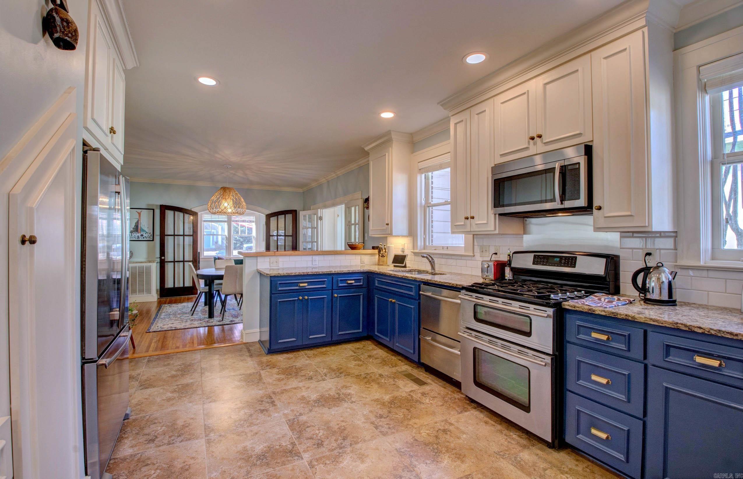 MIDLAND HILLS - Residential